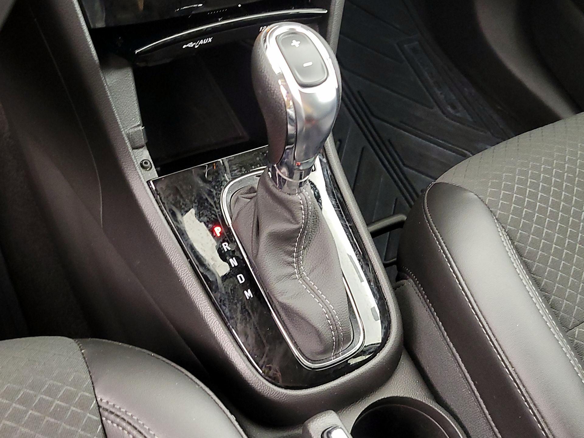 Thumbnail: 2022 Buick Encore - 17