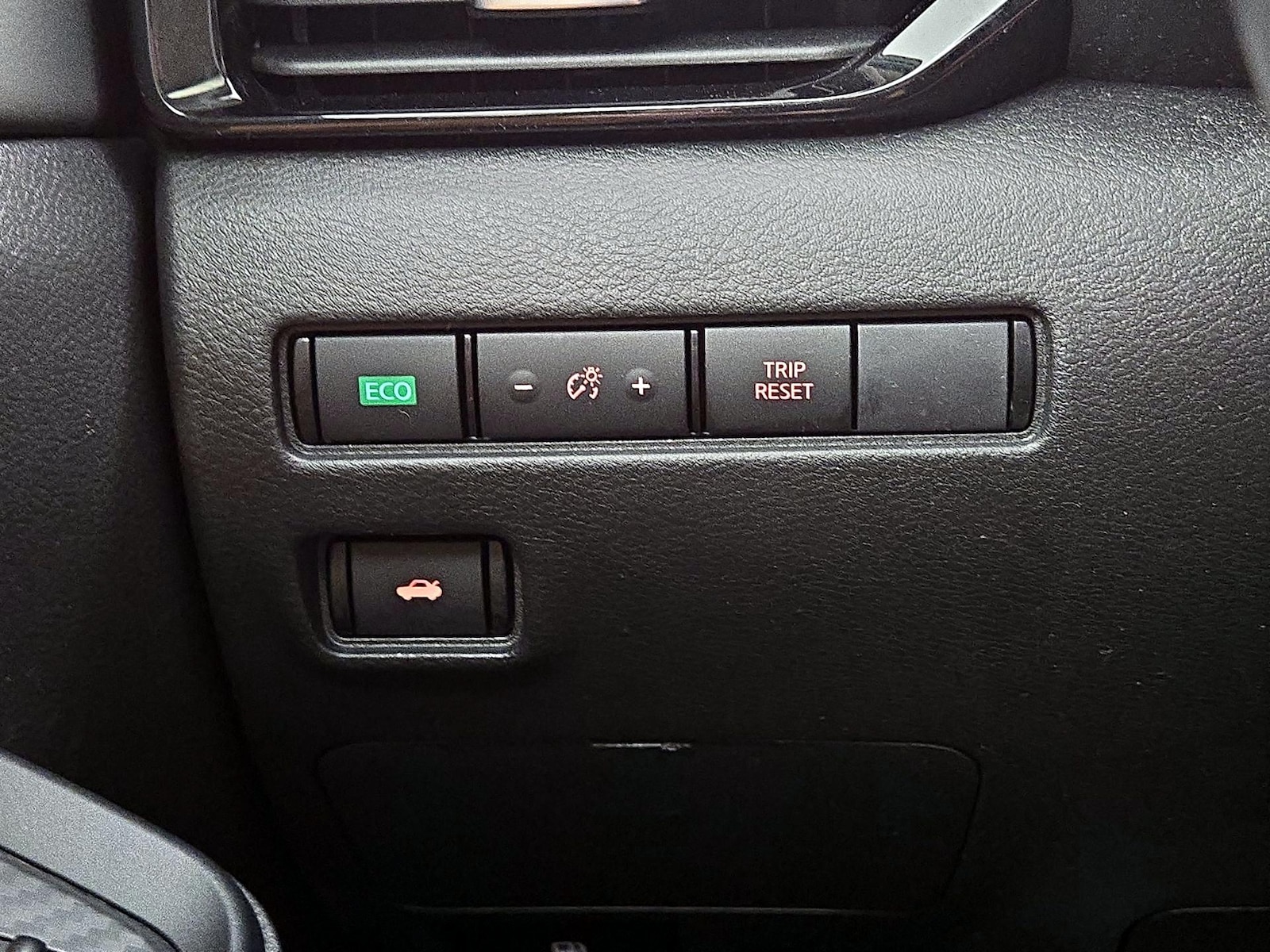 2023 Nissan Sentra SV - Photo 14