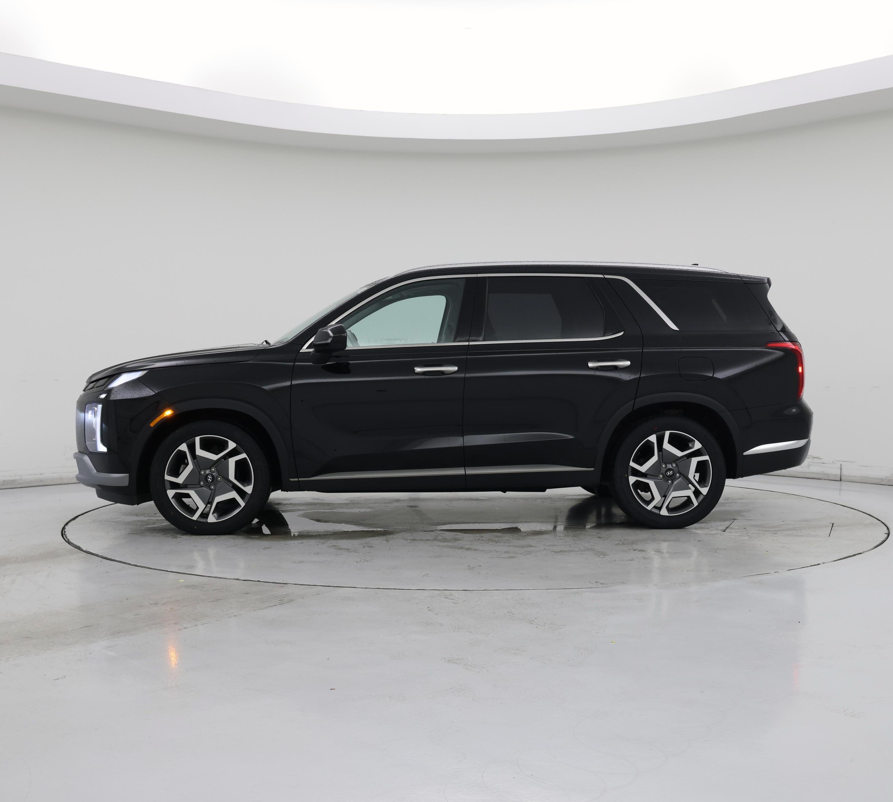Thumbnail: 2023 Hyundai Palisade - 3