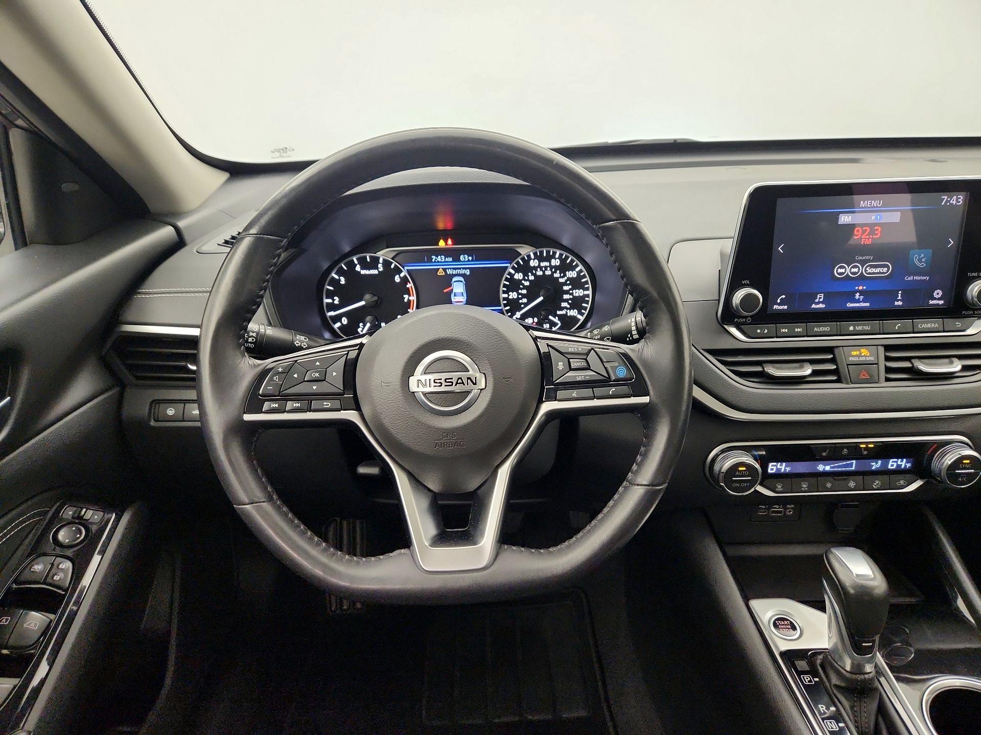 Thumbnail: 2020 Nissan Altima - 10