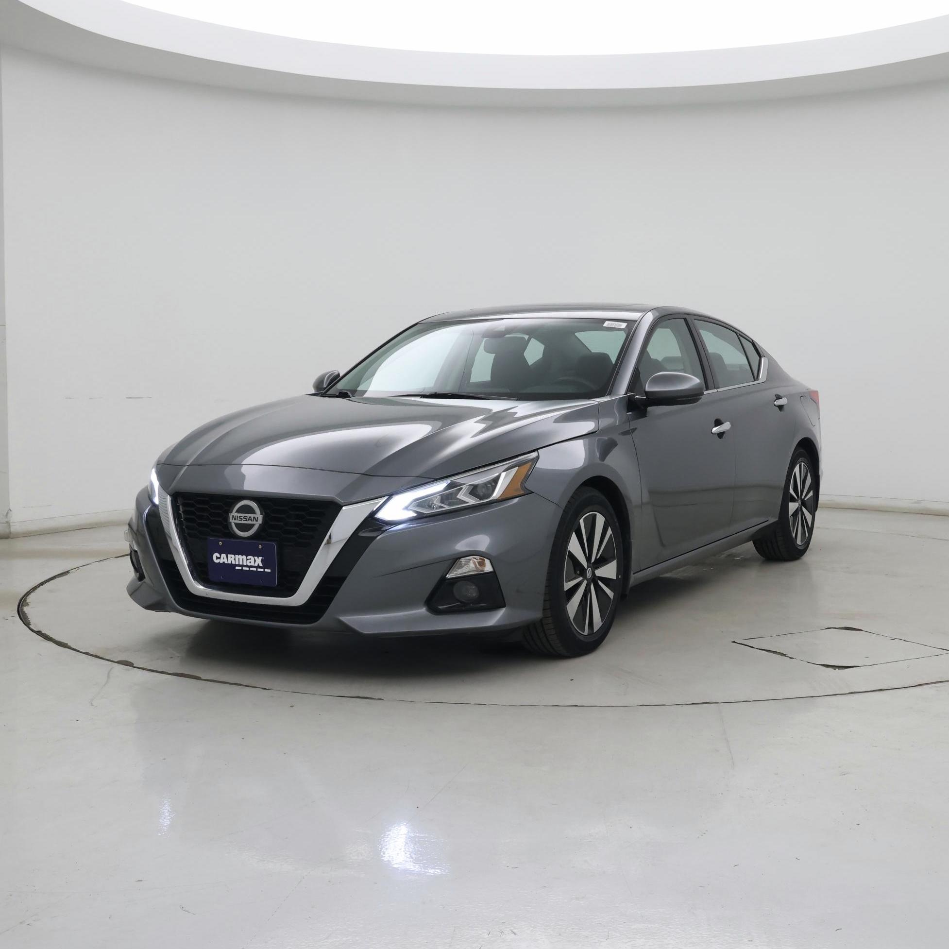 Thumbnail: 2020 Nissan Altima - 4