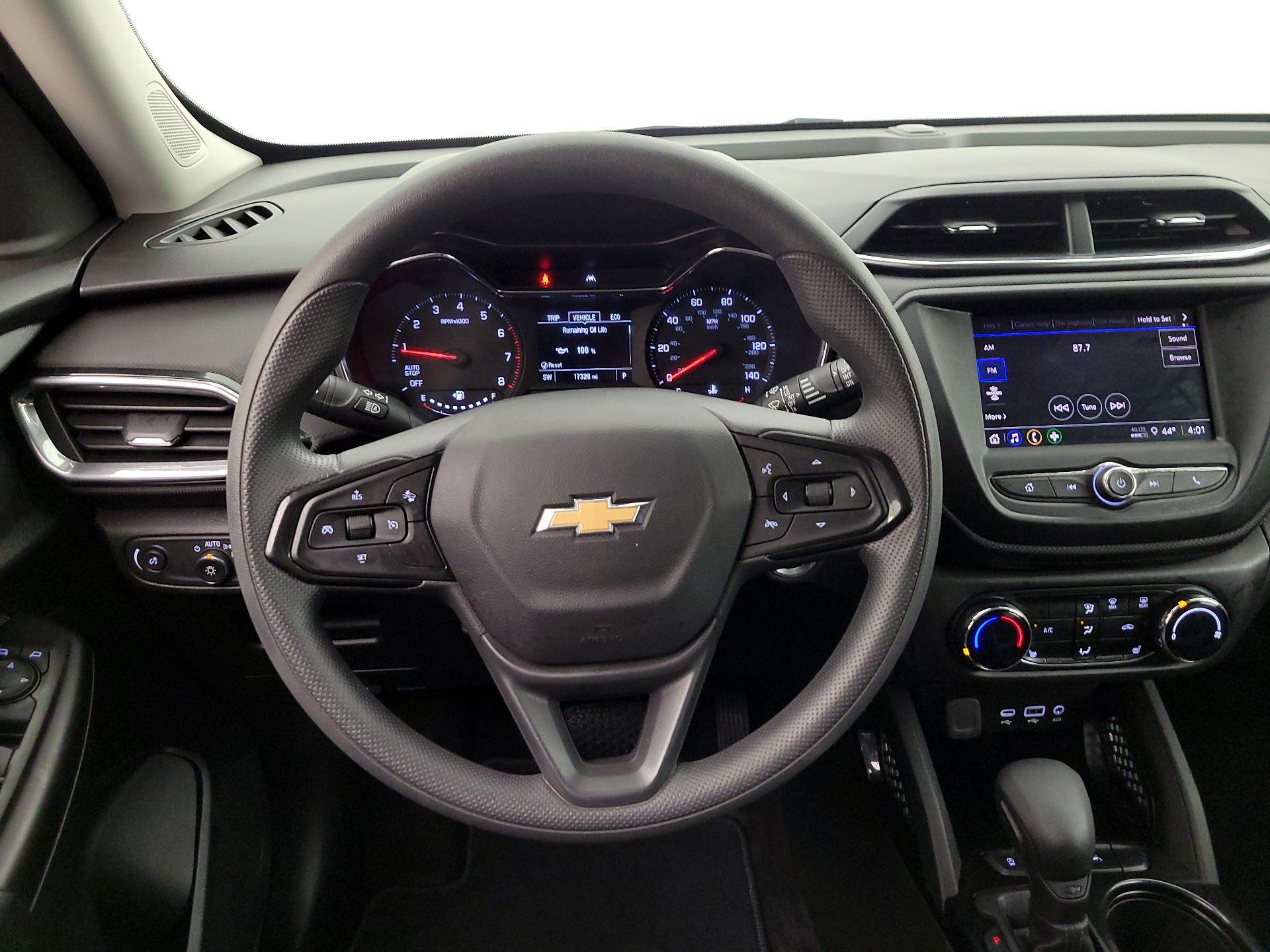 Thumbnail: 2023 Chevrolet TrailBlazer - 10