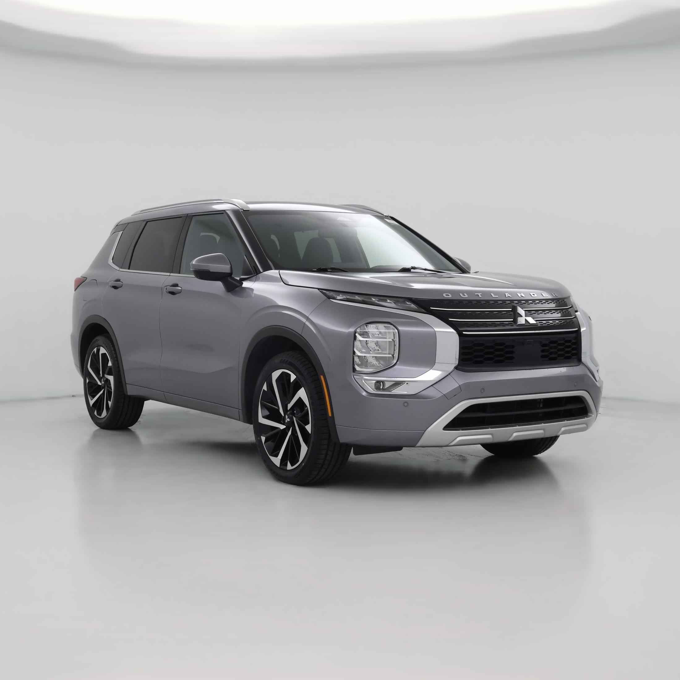 Thumbnail: 2022 Mitsubishi Outlander - 1
