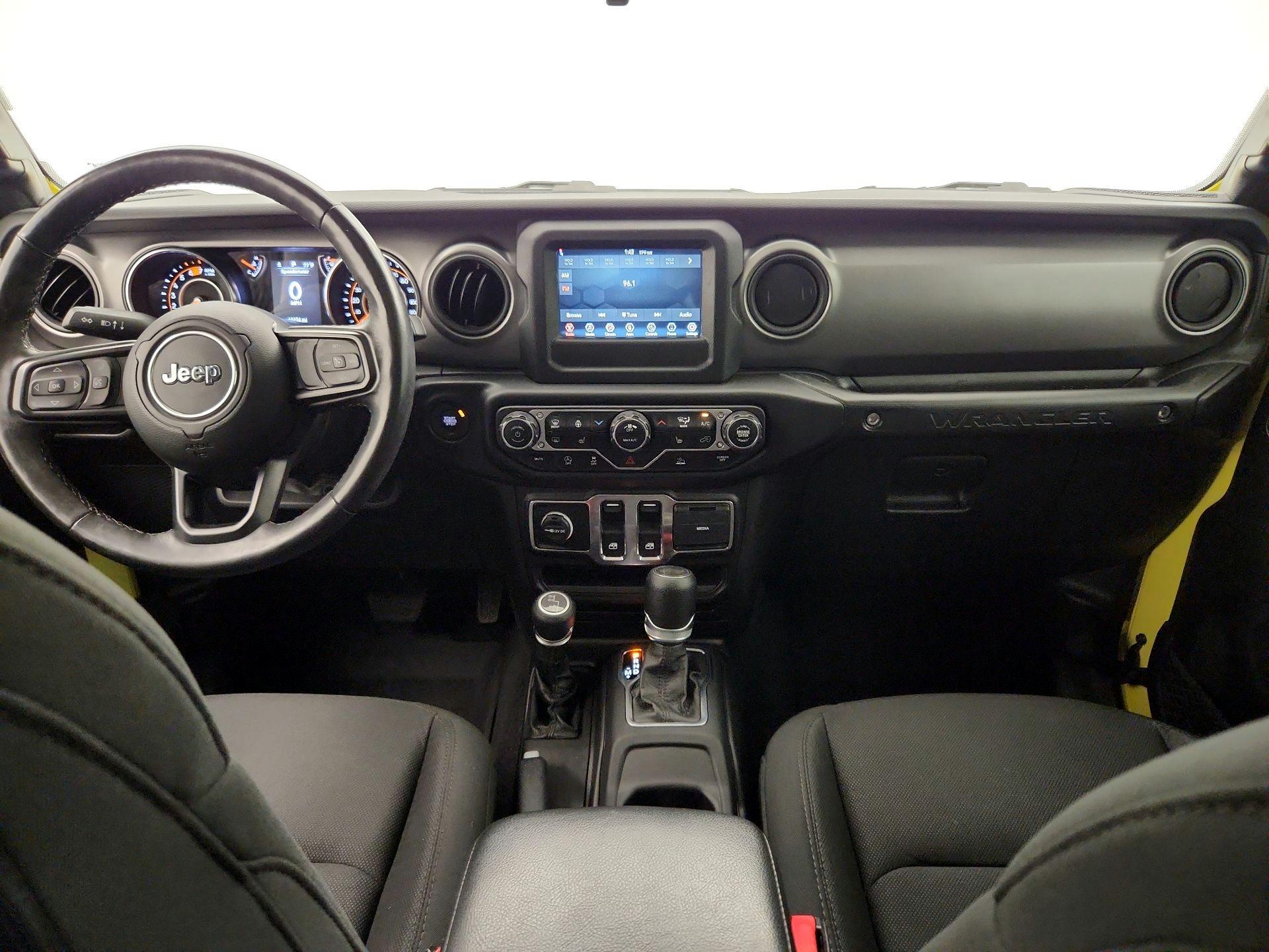 Thumbnail: 2022 Jeep Wrangler - 9