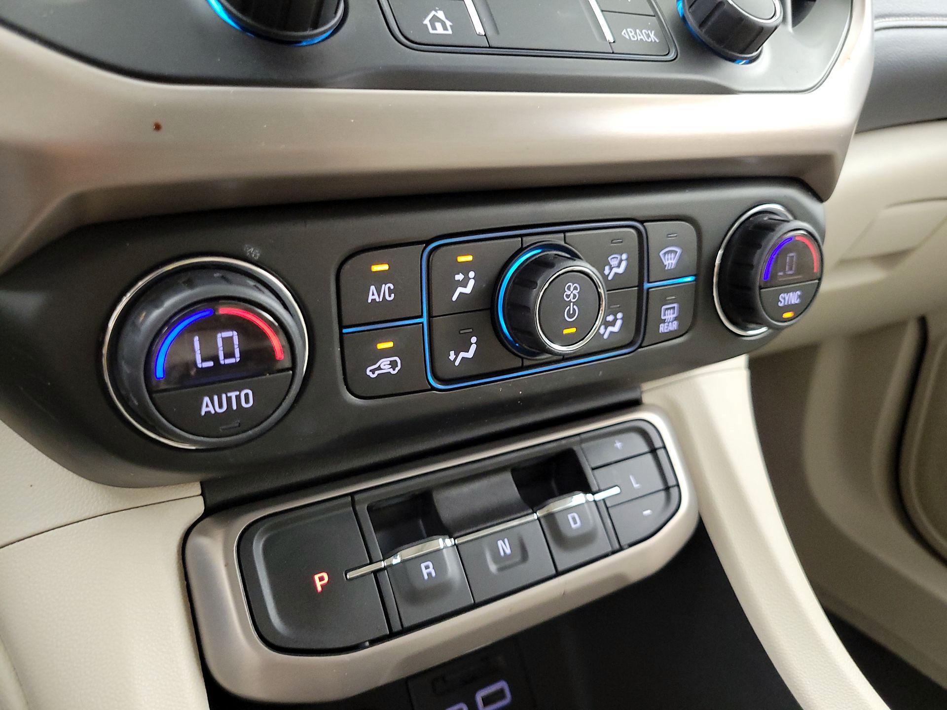 Thumbnail: 2021 GMC Acadia - 16