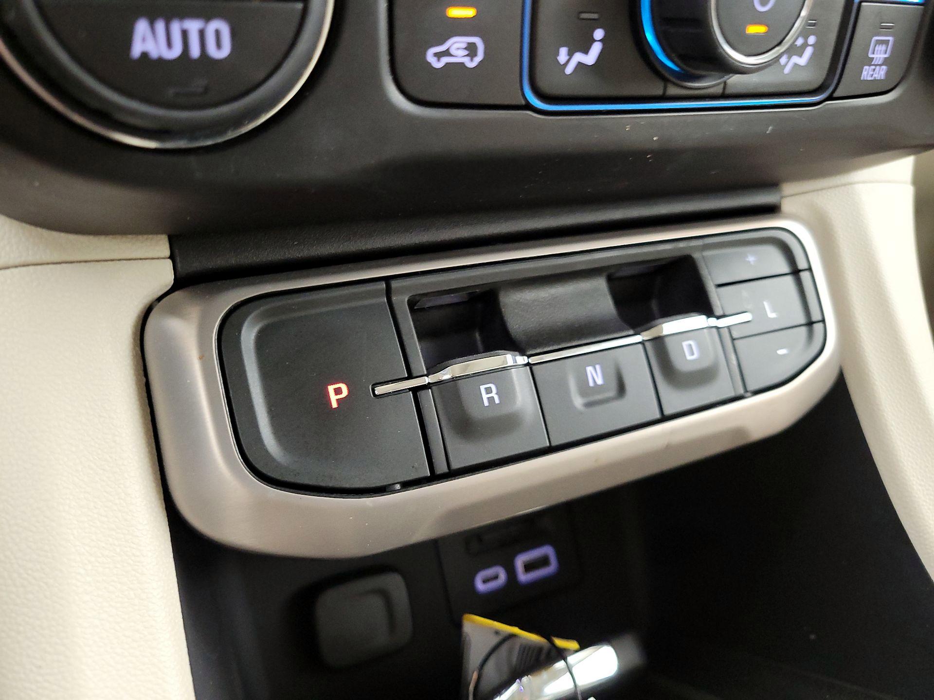 Thumbnail: 2021 GMC Acadia - 17