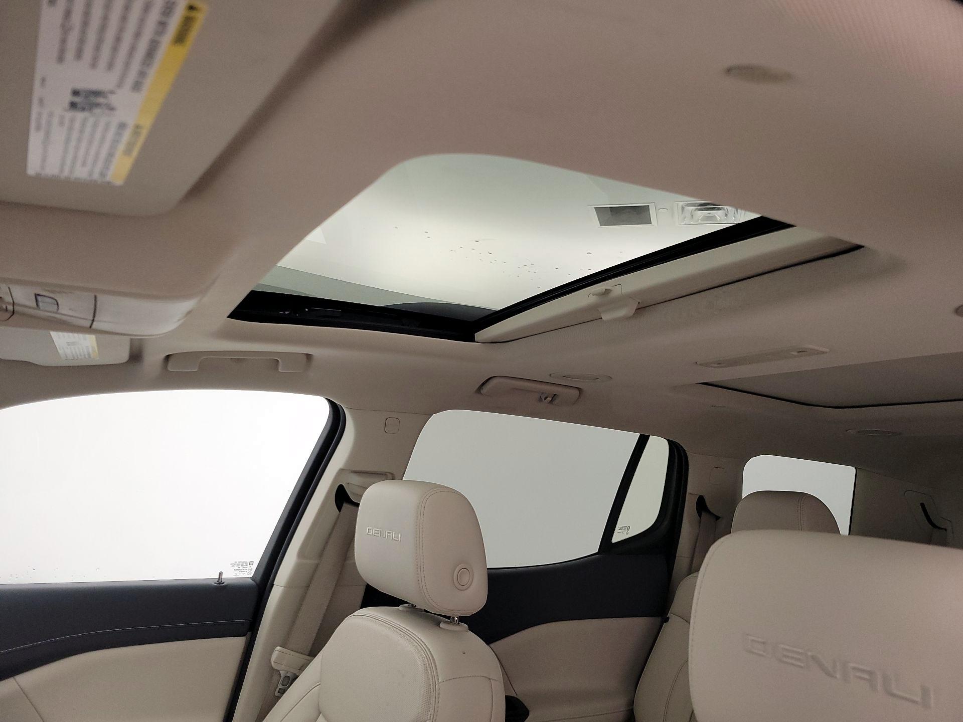 Thumbnail: 2021 GMC Acadia - 19