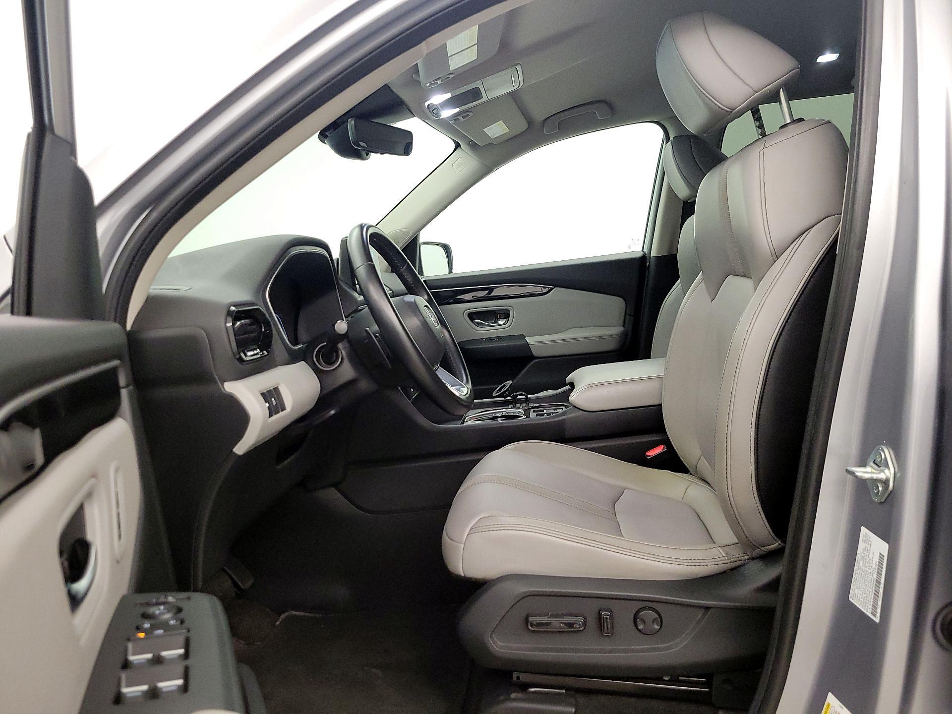 Thumbnail: 2023 Honda Pilot - 11