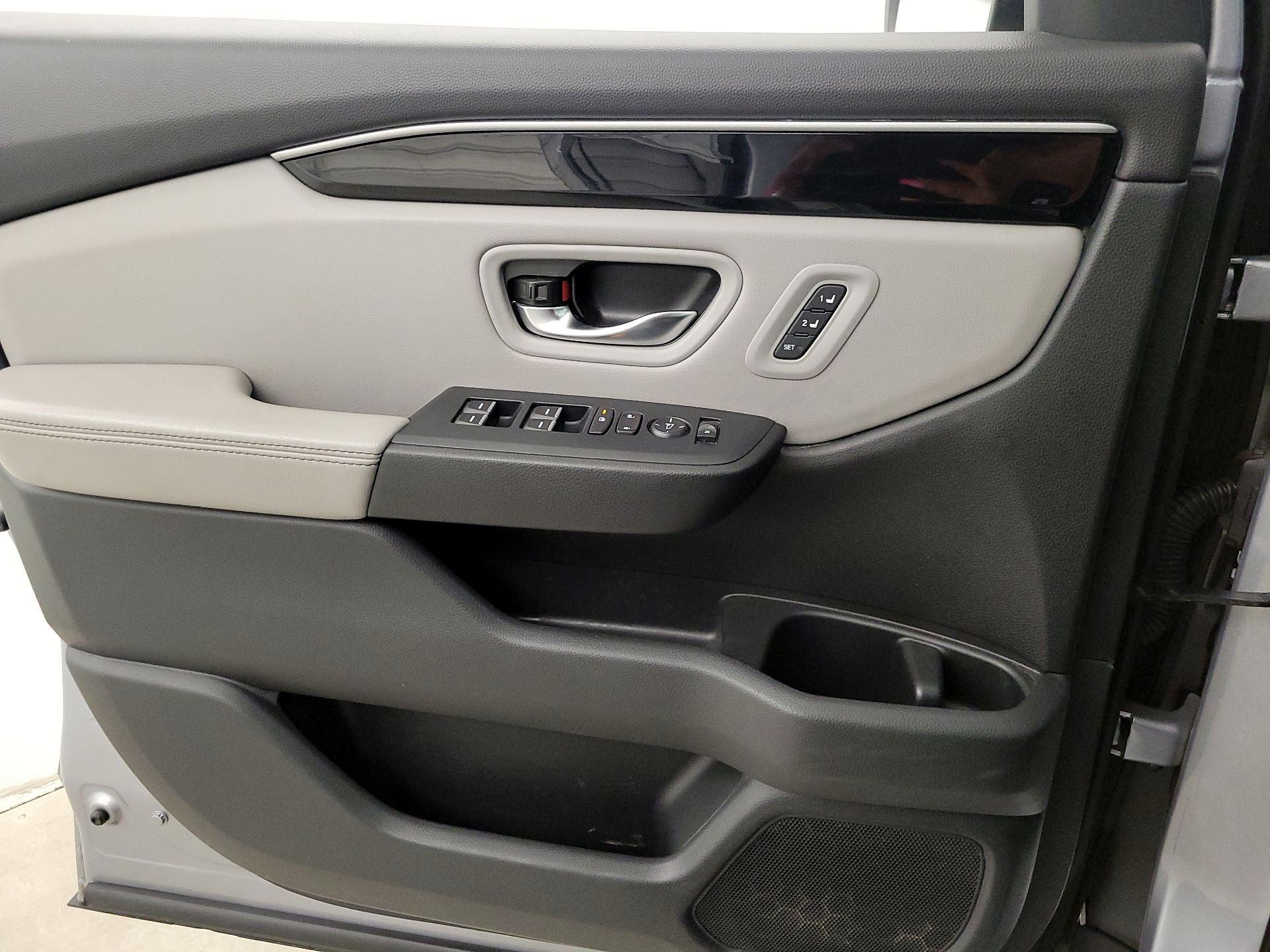 Thumbnail: 2023 Honda Pilot - 12