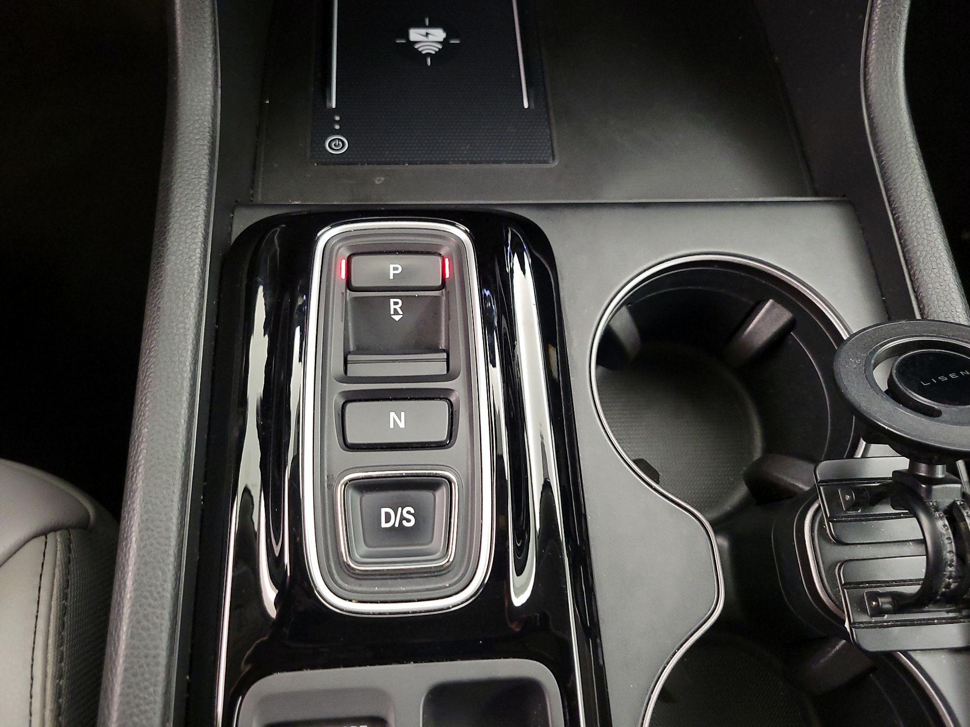 Thumbnail: 2023 Honda Pilot - 17