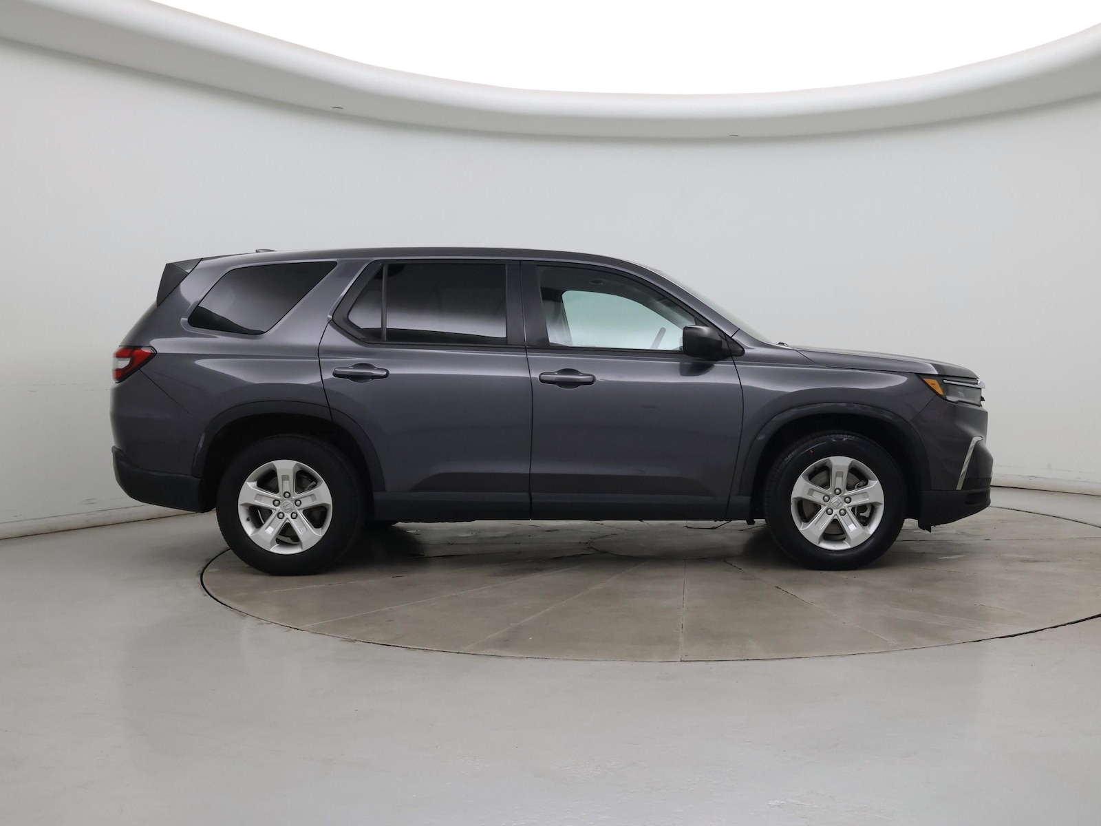 2023 Honda Pilot LX - Photo 8