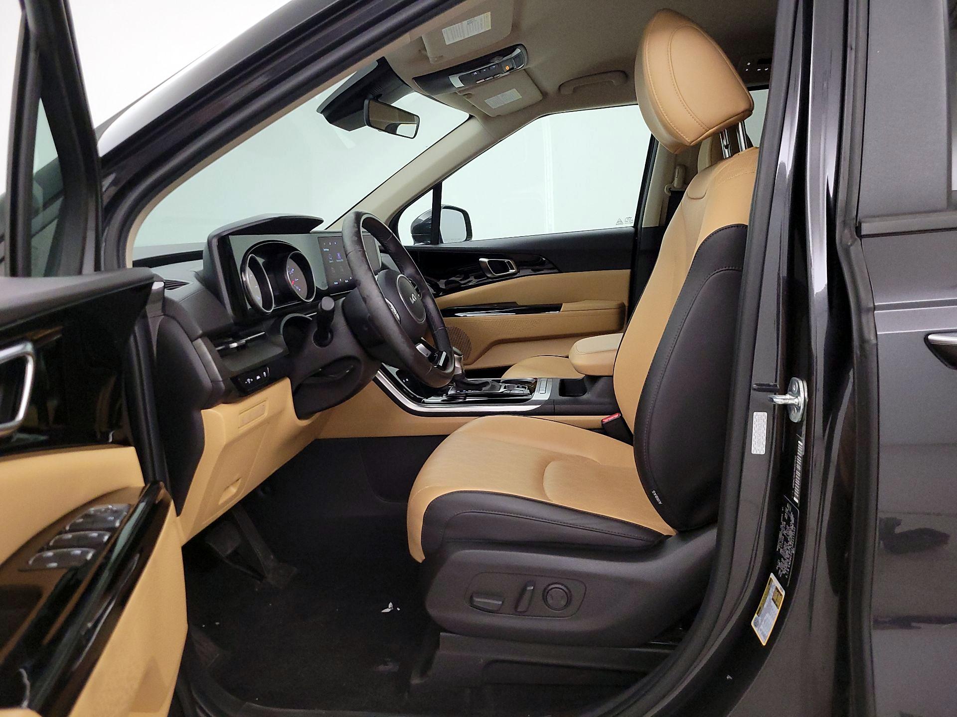 Thumbnail: 2024 Kia Carnival - 11