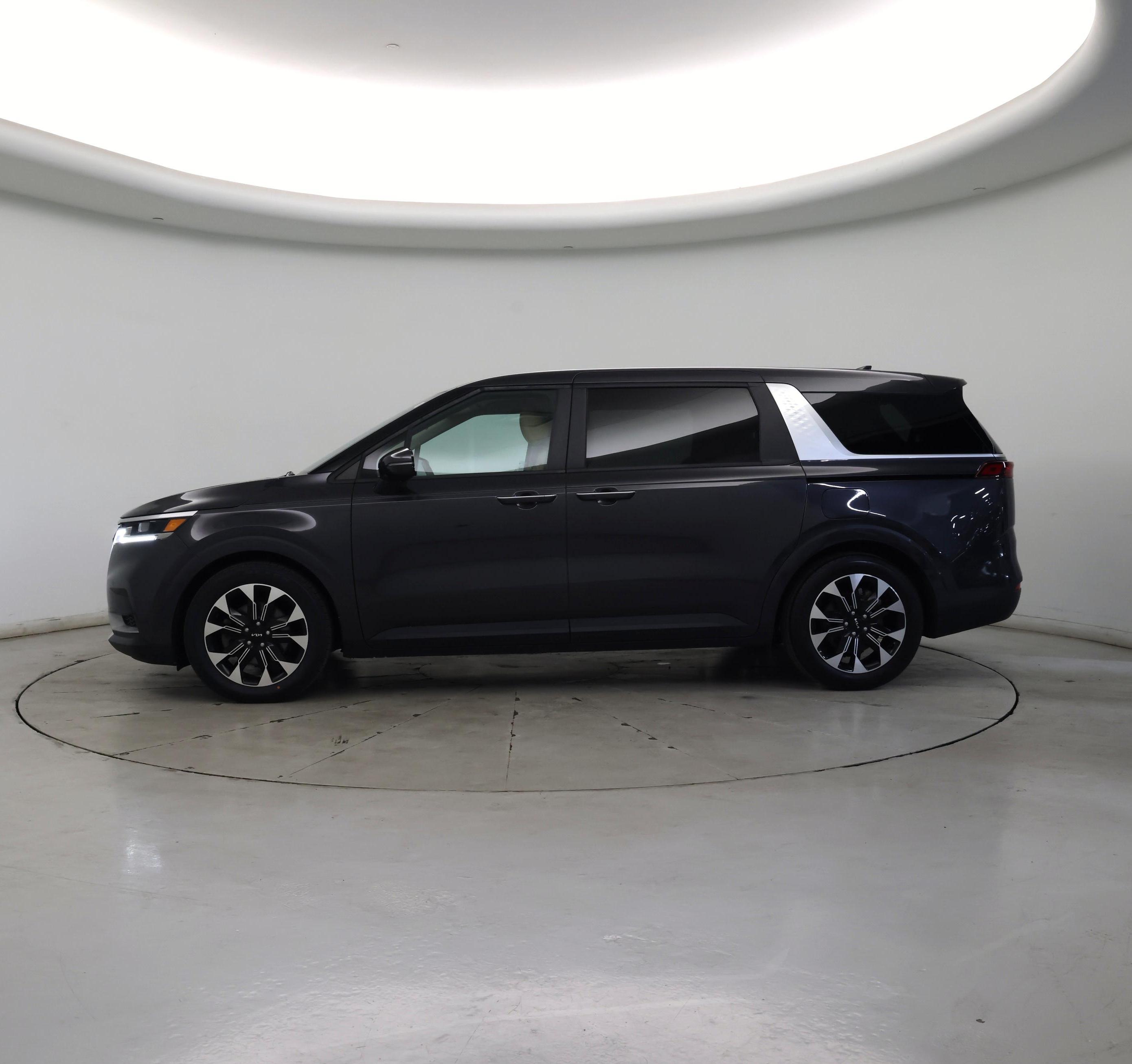 Thumbnail: 2024 Kia Carnival - 3