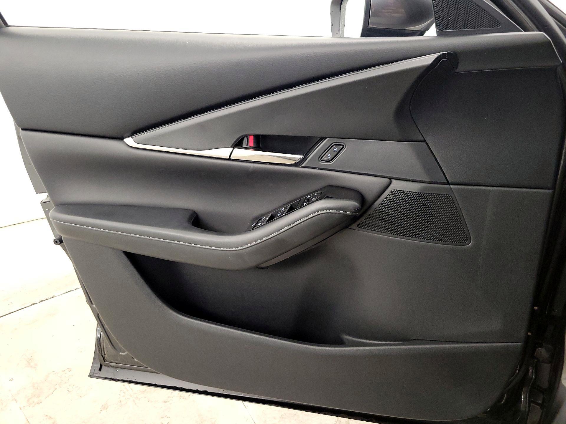 Thumbnail: 2023 Mazda CX-30 - 12