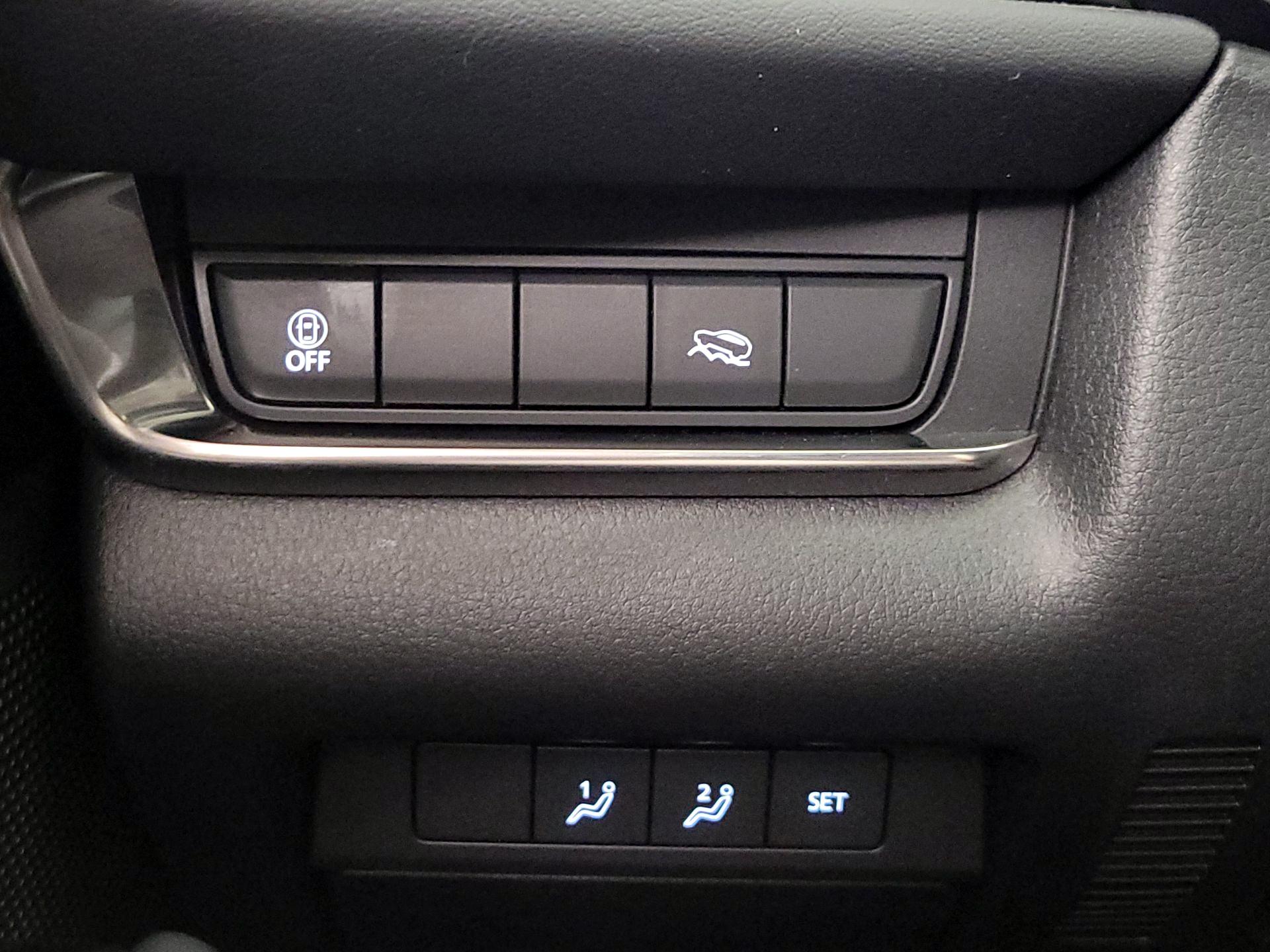 Thumbnail: 2023 Mazda CX-30 - 13