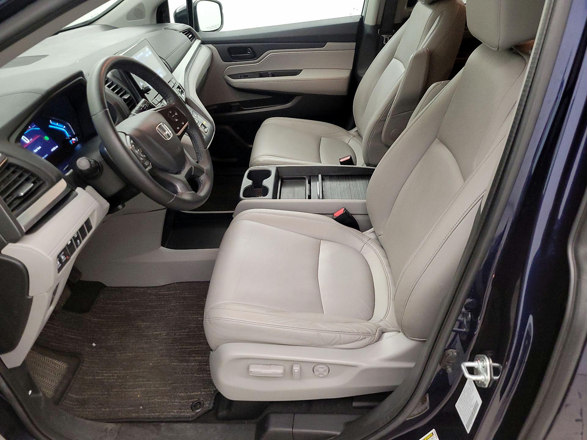Thumbnail: 2023 Honda Odyssey - 11