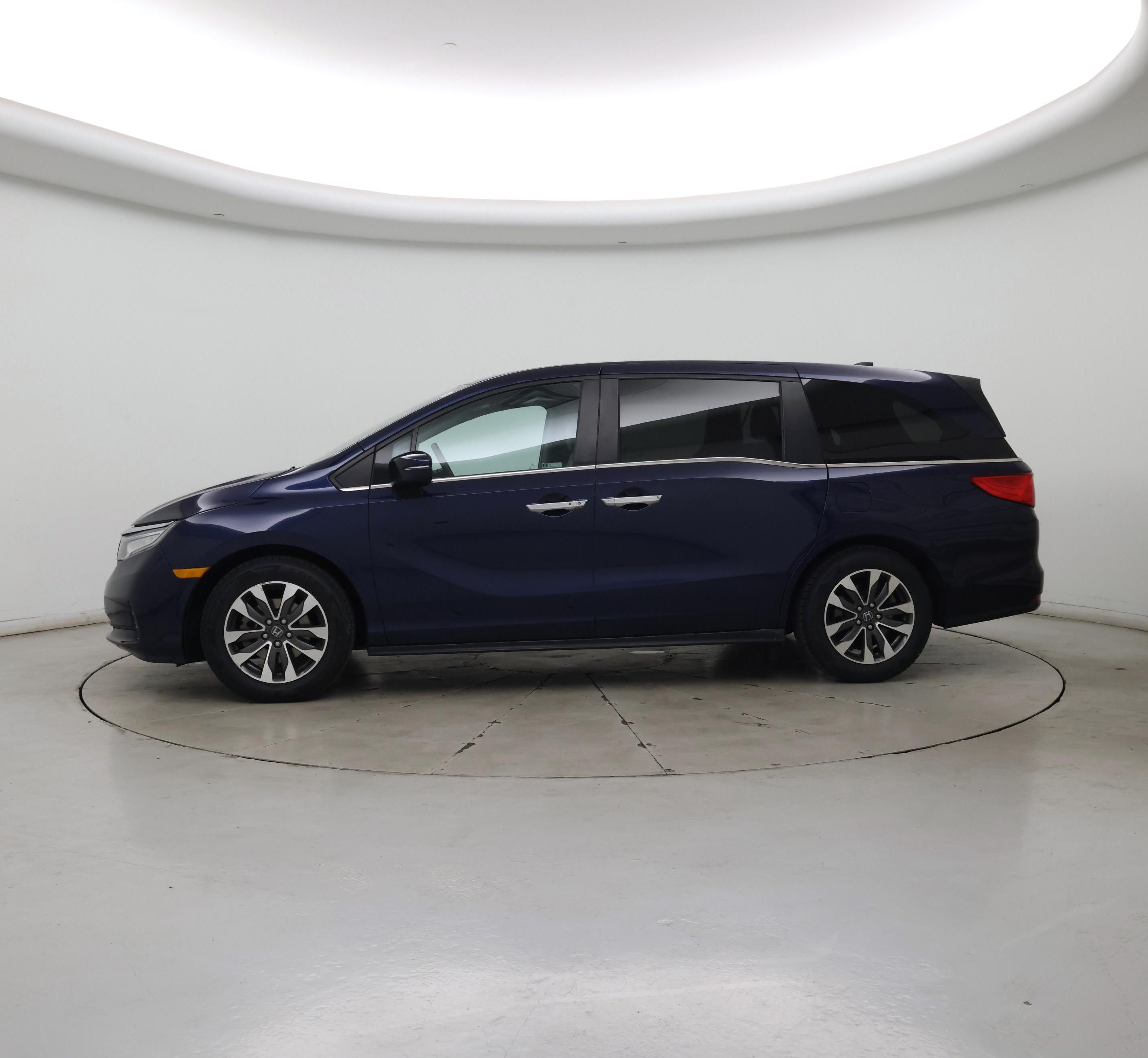 Thumbnail: 2023 Honda Odyssey - 3