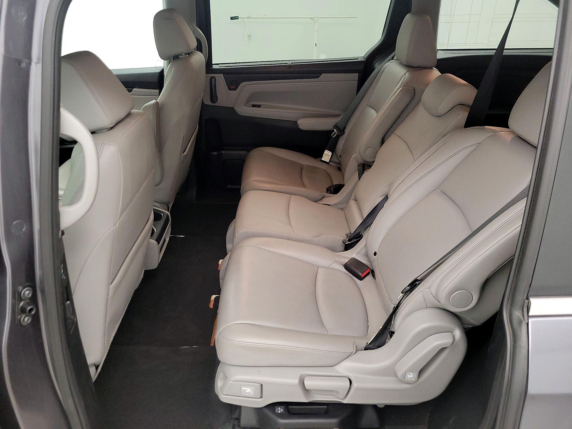 Thumbnail: 2023 Honda Odyssey - 20