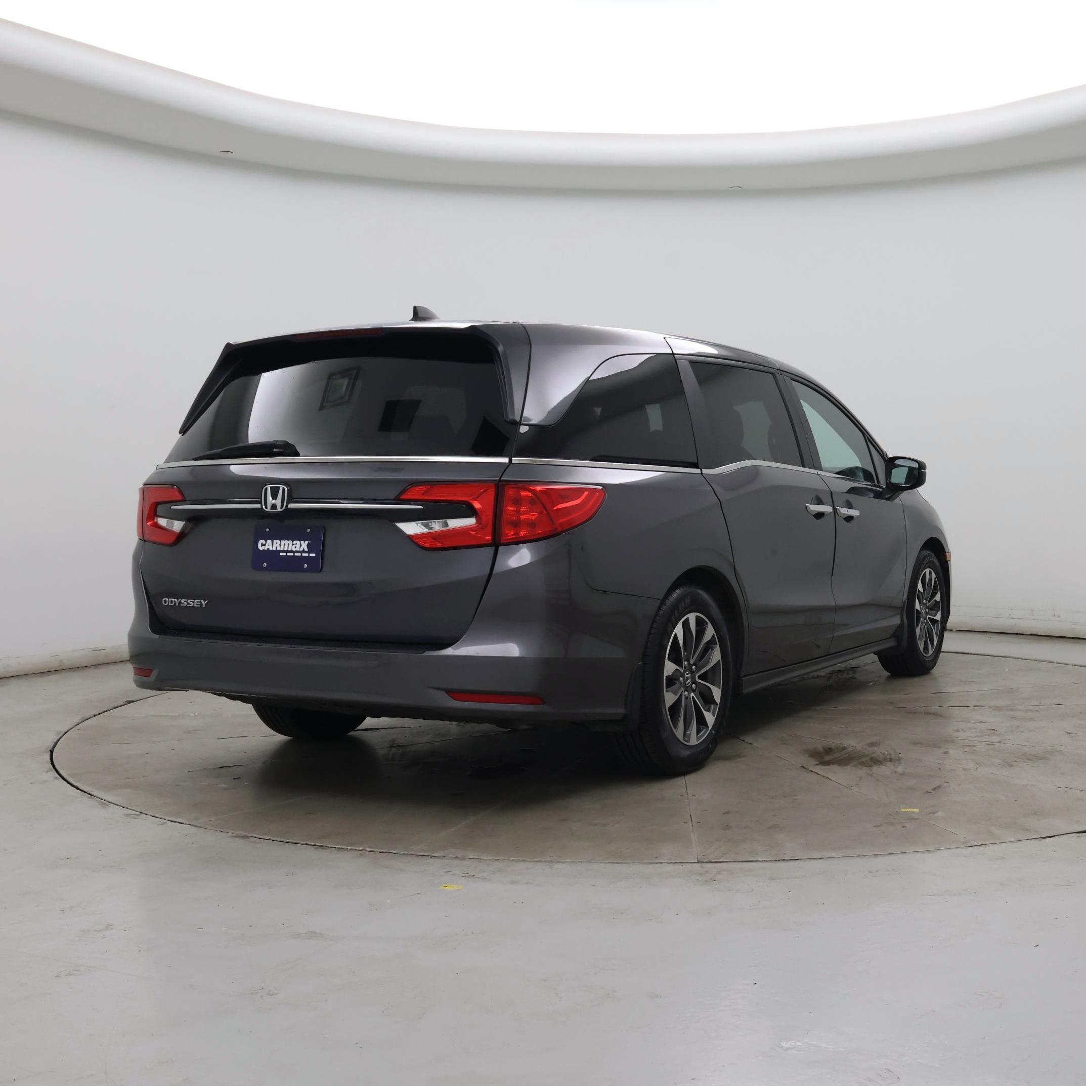 Thumbnail: 2023 Honda Odyssey - 8