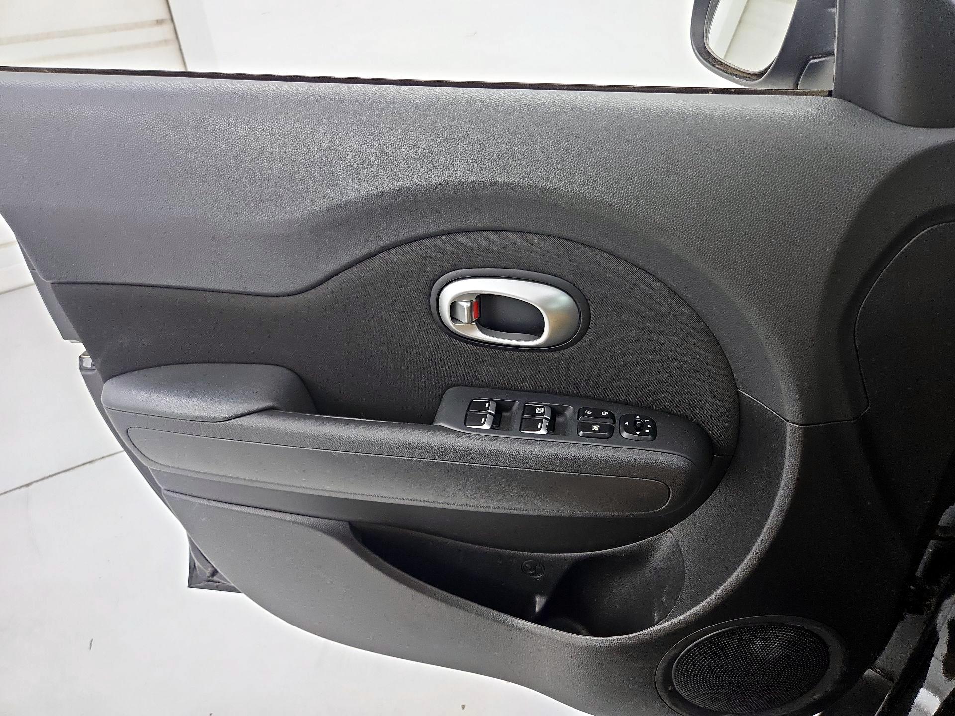 Thumbnail: 2019 Kia Soul - 12