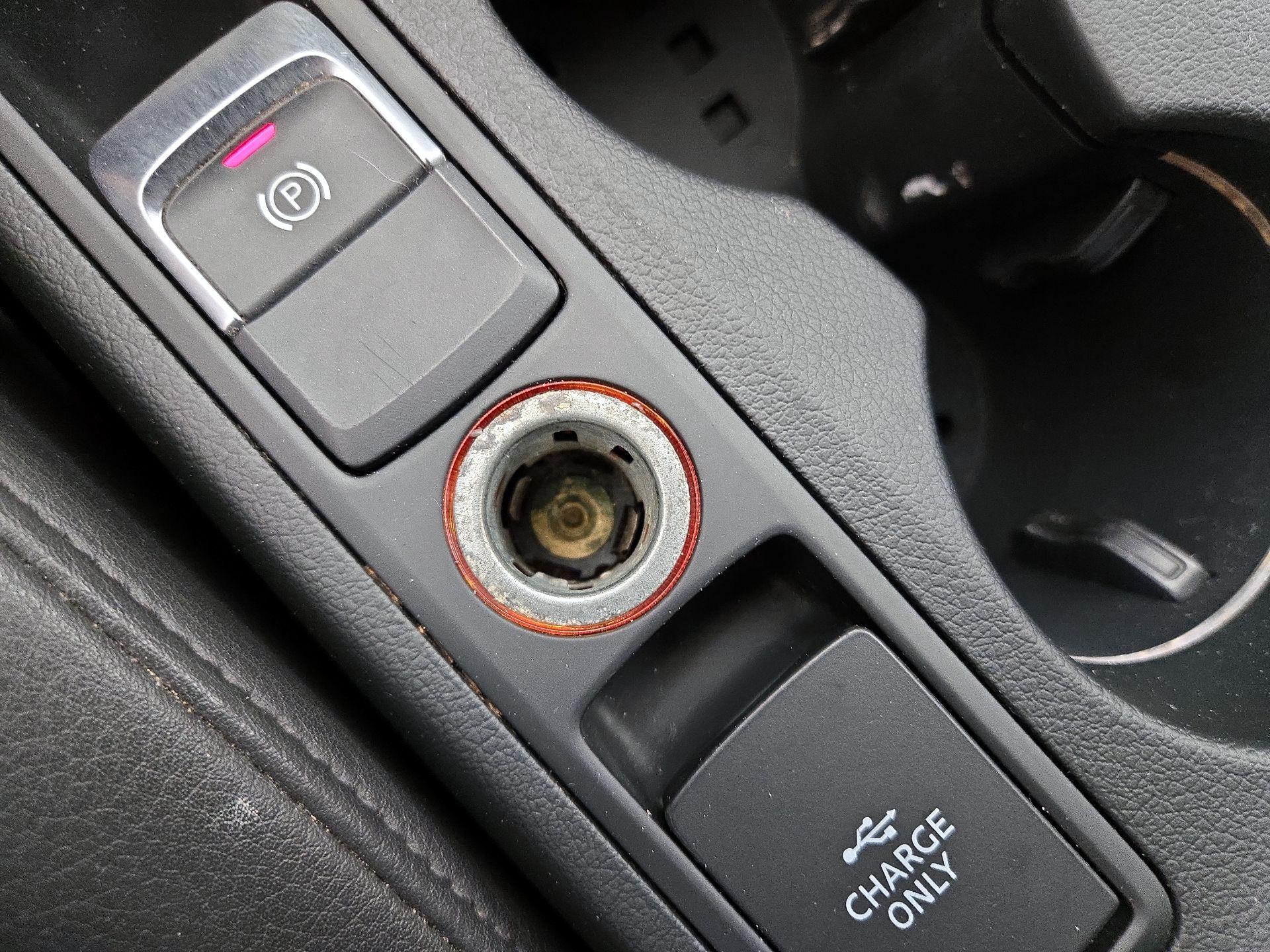 Thumbnail: 2018 Audi Q3 - 18