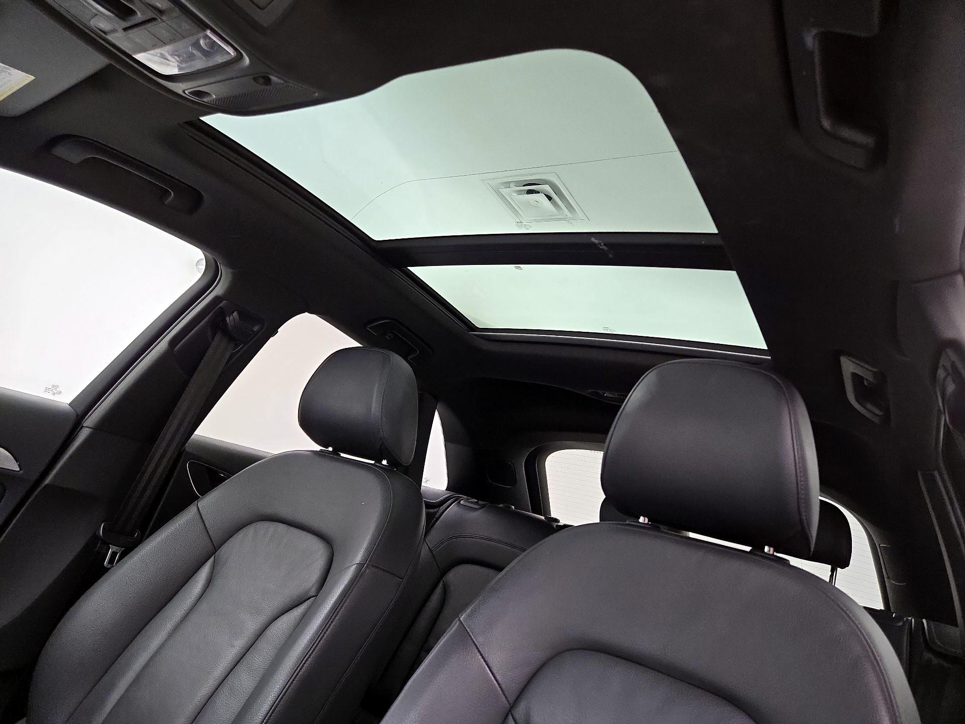 Thumbnail: 2018 Audi Q3 - 19