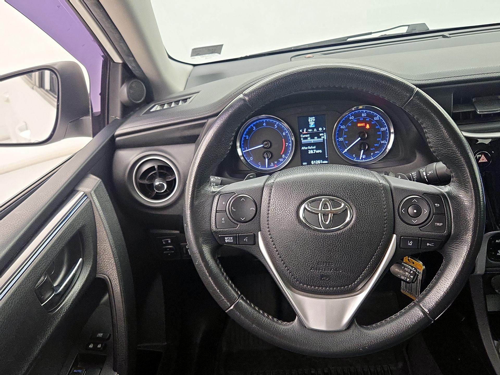 Thumbnail: 2019 Toyota Corolla - 10