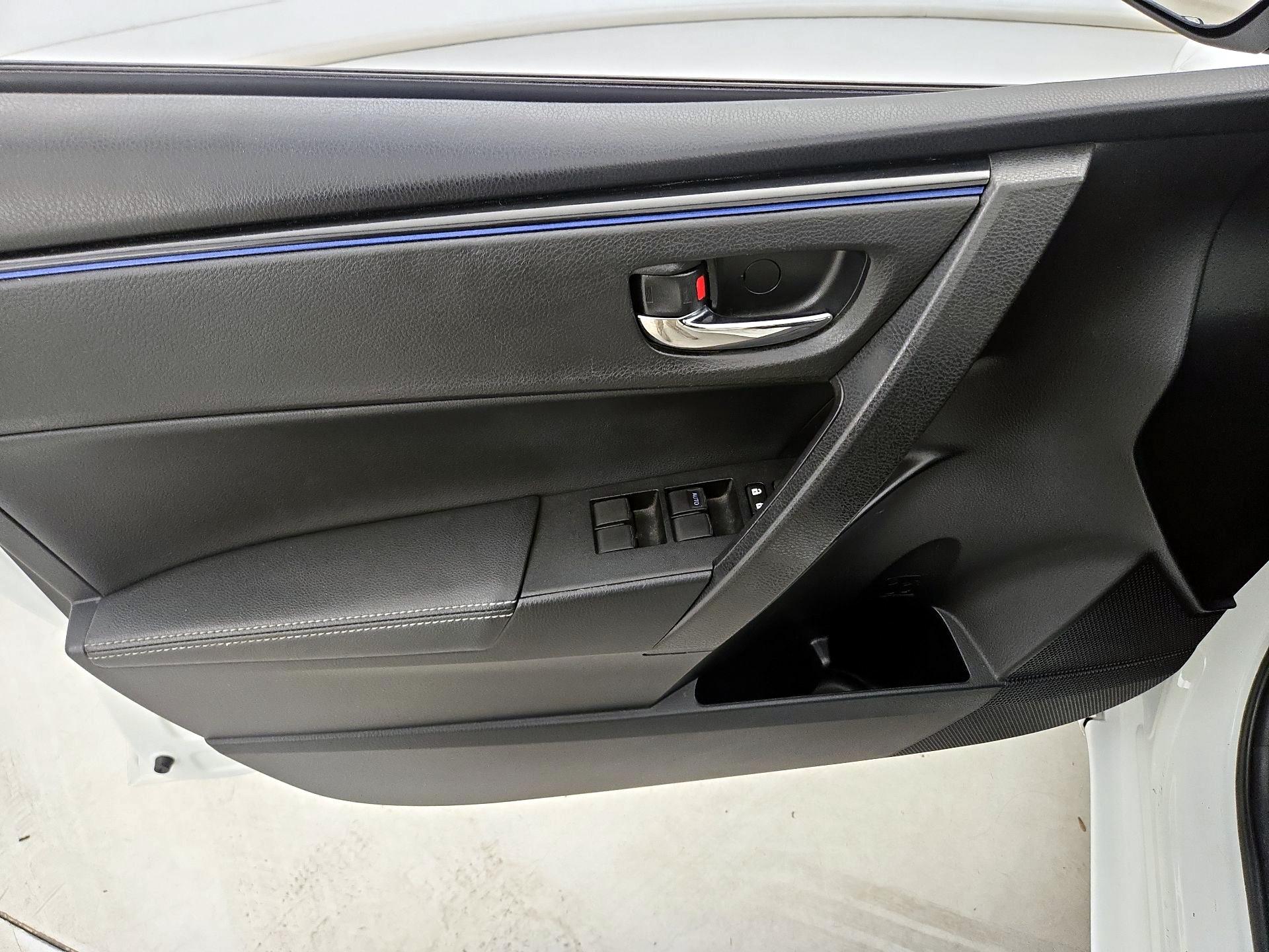 Thumbnail: 2019 Toyota Corolla - 12