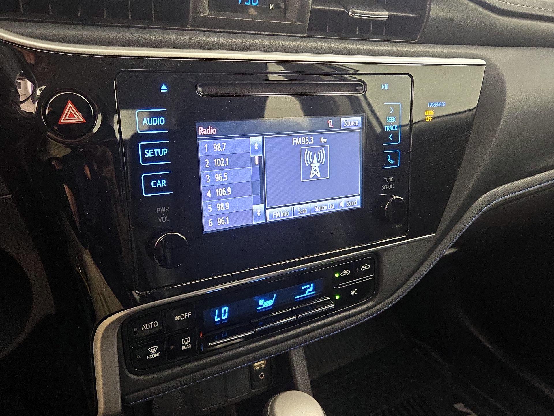 Thumbnail: 2019 Toyota Corolla - 15