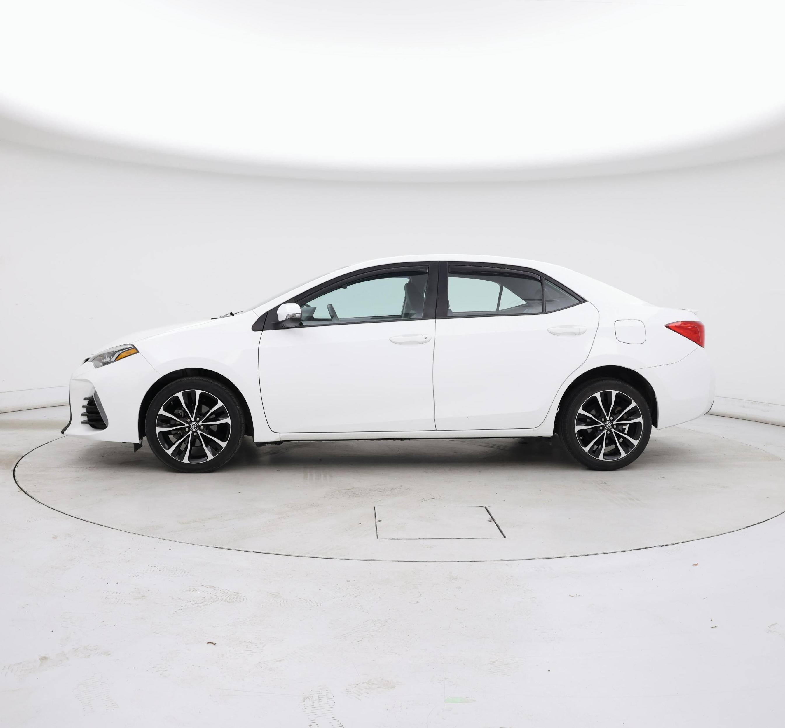Thumbnail: 2019 Toyota Corolla - 3