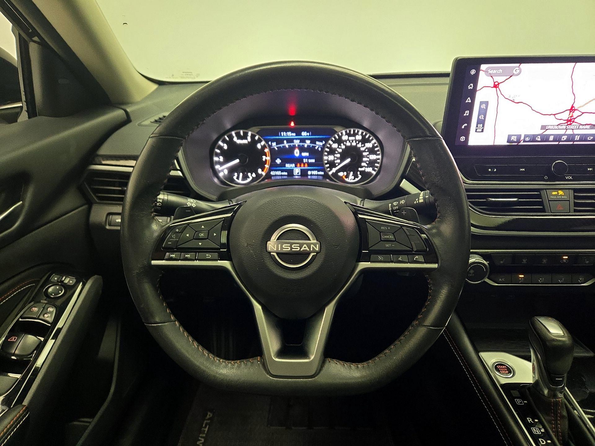 Thumbnail: 2023 Nissan Altima - 10