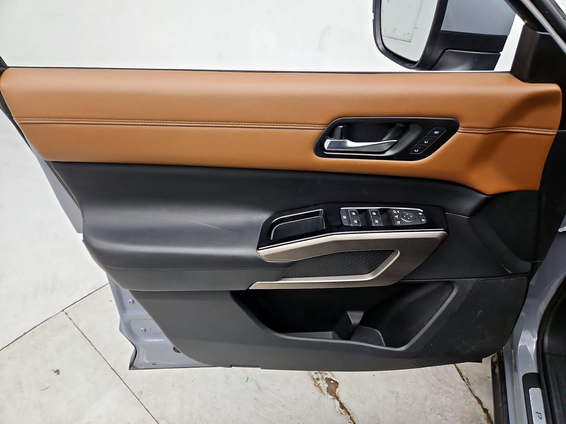 Thumbnail: 2023 Nissan Pathfinder - 12