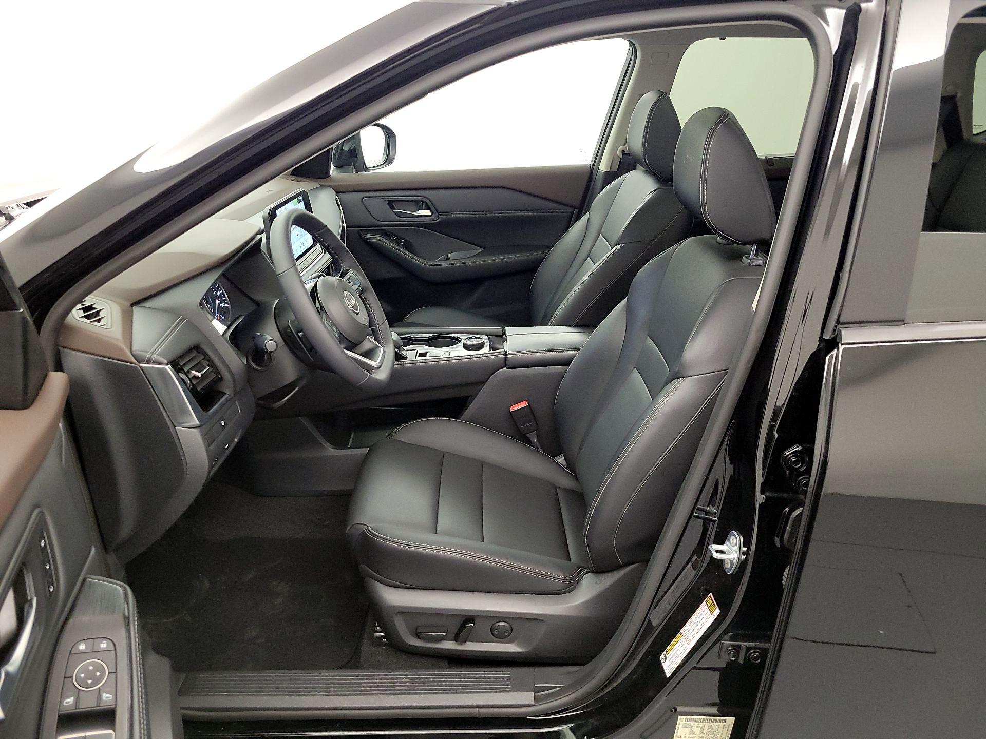 Thumbnail: 2023 Nissan Rogue - 11