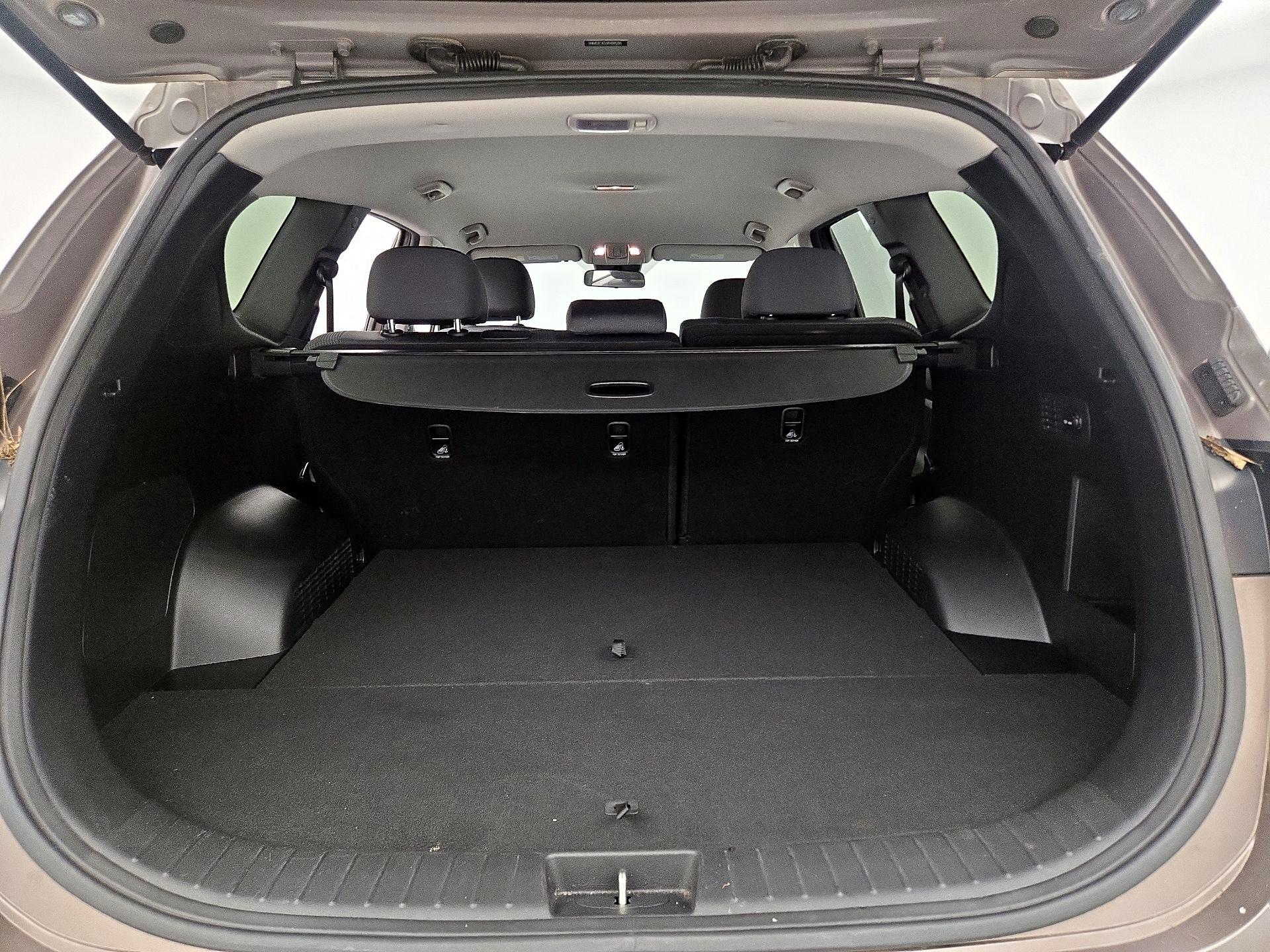 Thumbnail: 2019 Hyundai Santa Fe - 20