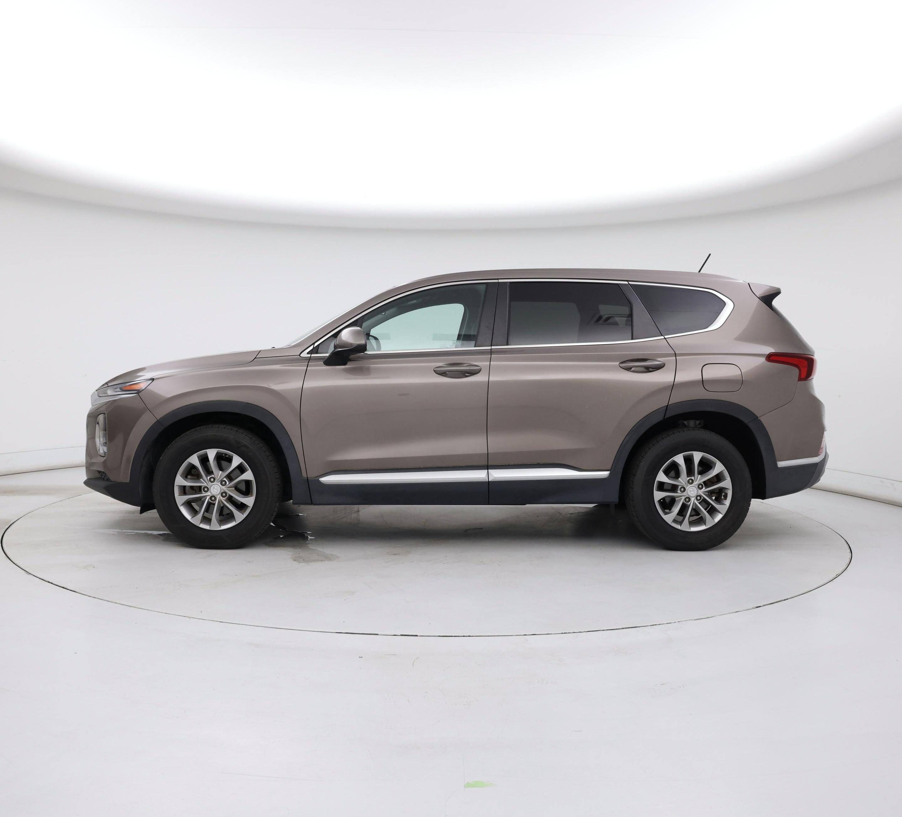 Thumbnail: 2019 Hyundai Santa Fe - 3