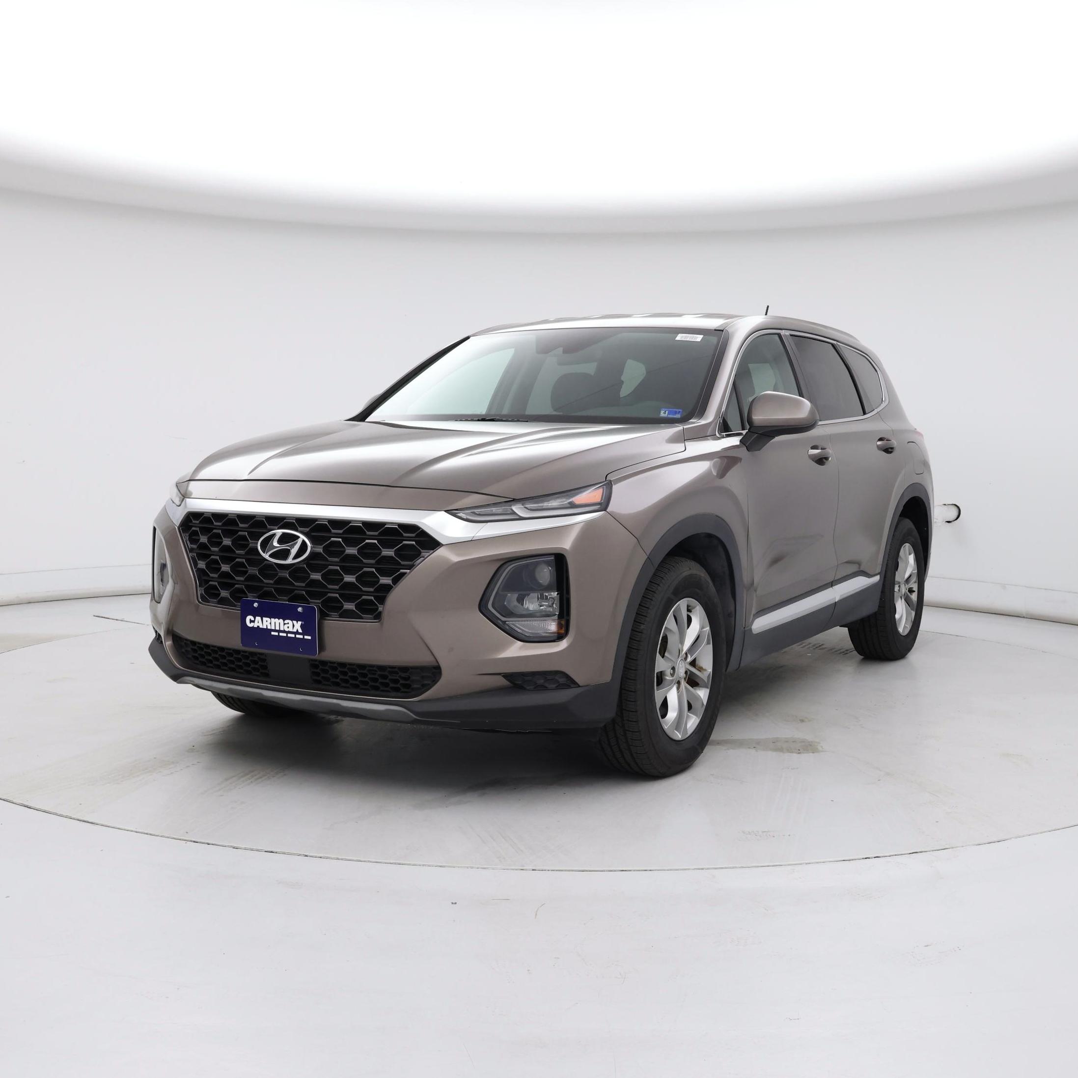 Thumbnail: 2019 Hyundai Santa Fe - 4