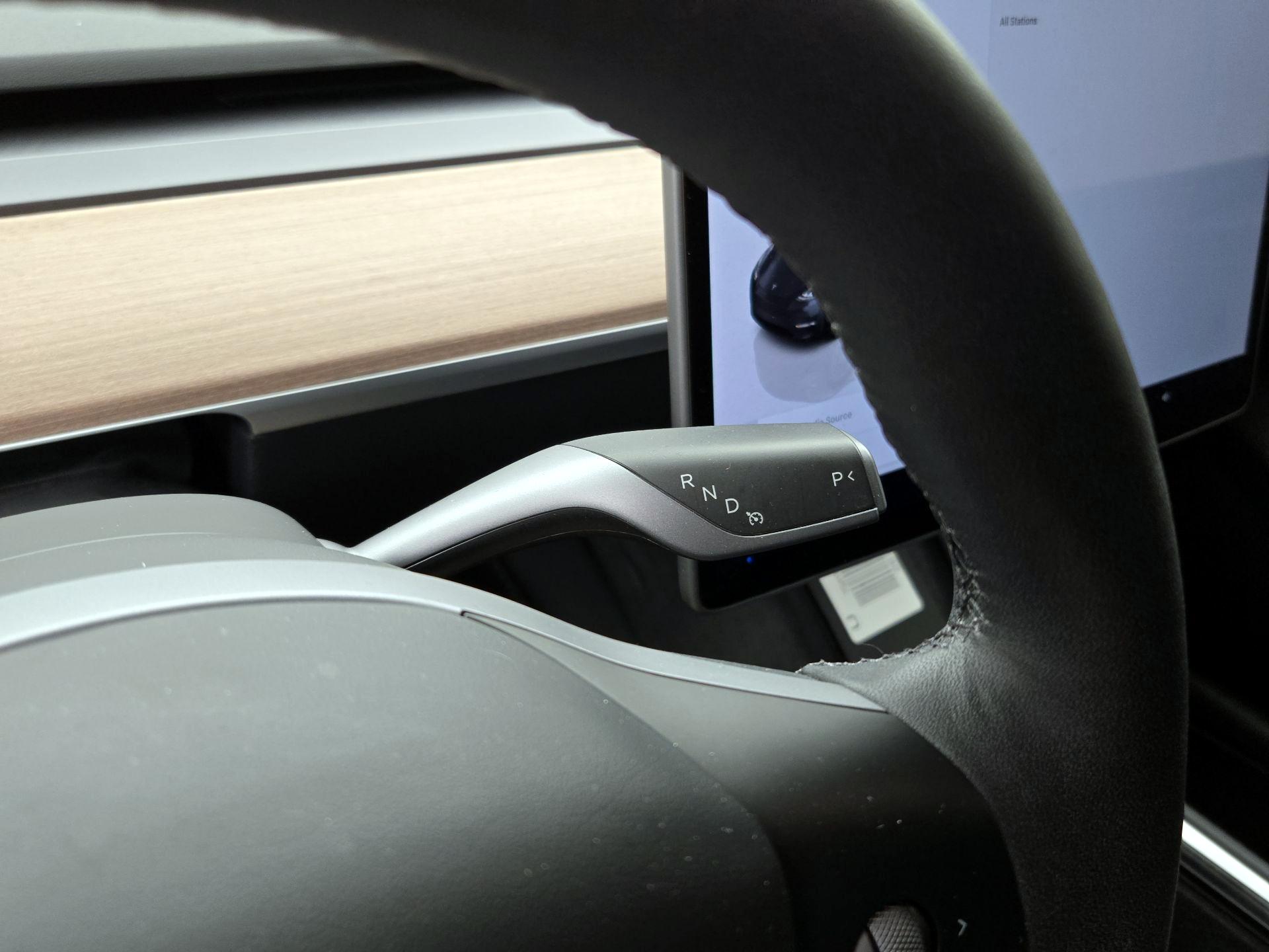 Thumbnail: 2023 Tesla Model Y - 17