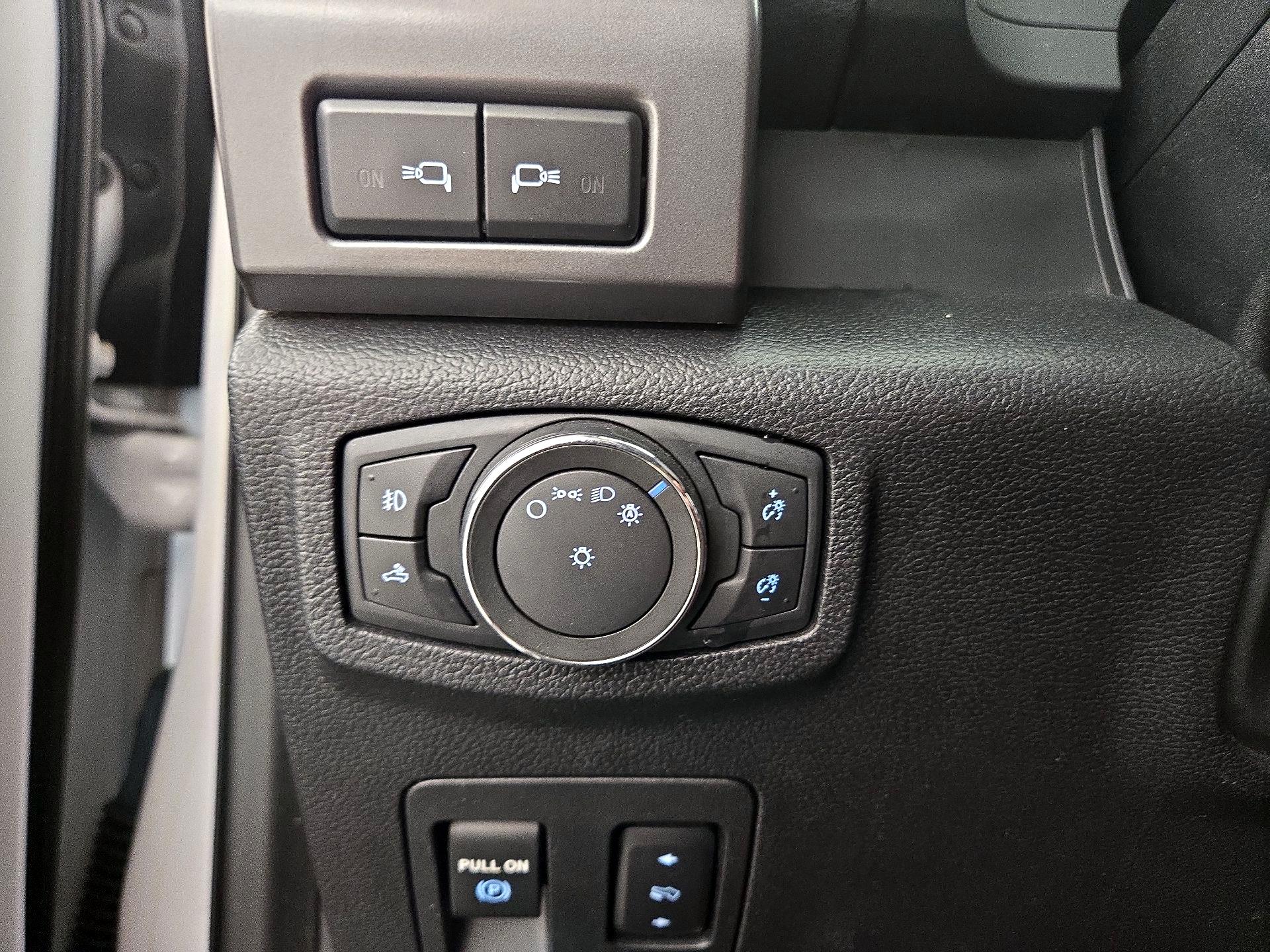 Thumbnail: 2019 Ford F-150 - 13