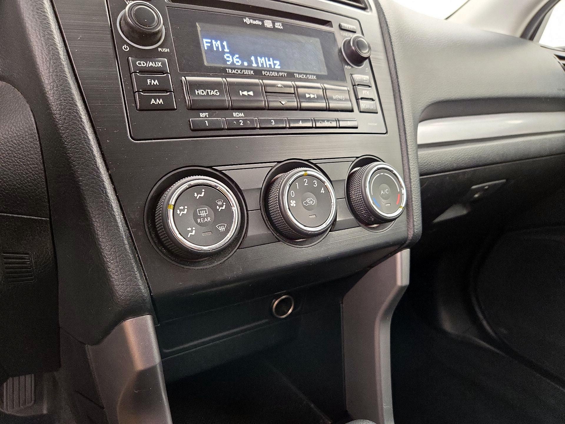 Thumbnail: 2015 Subaru Forester - 16