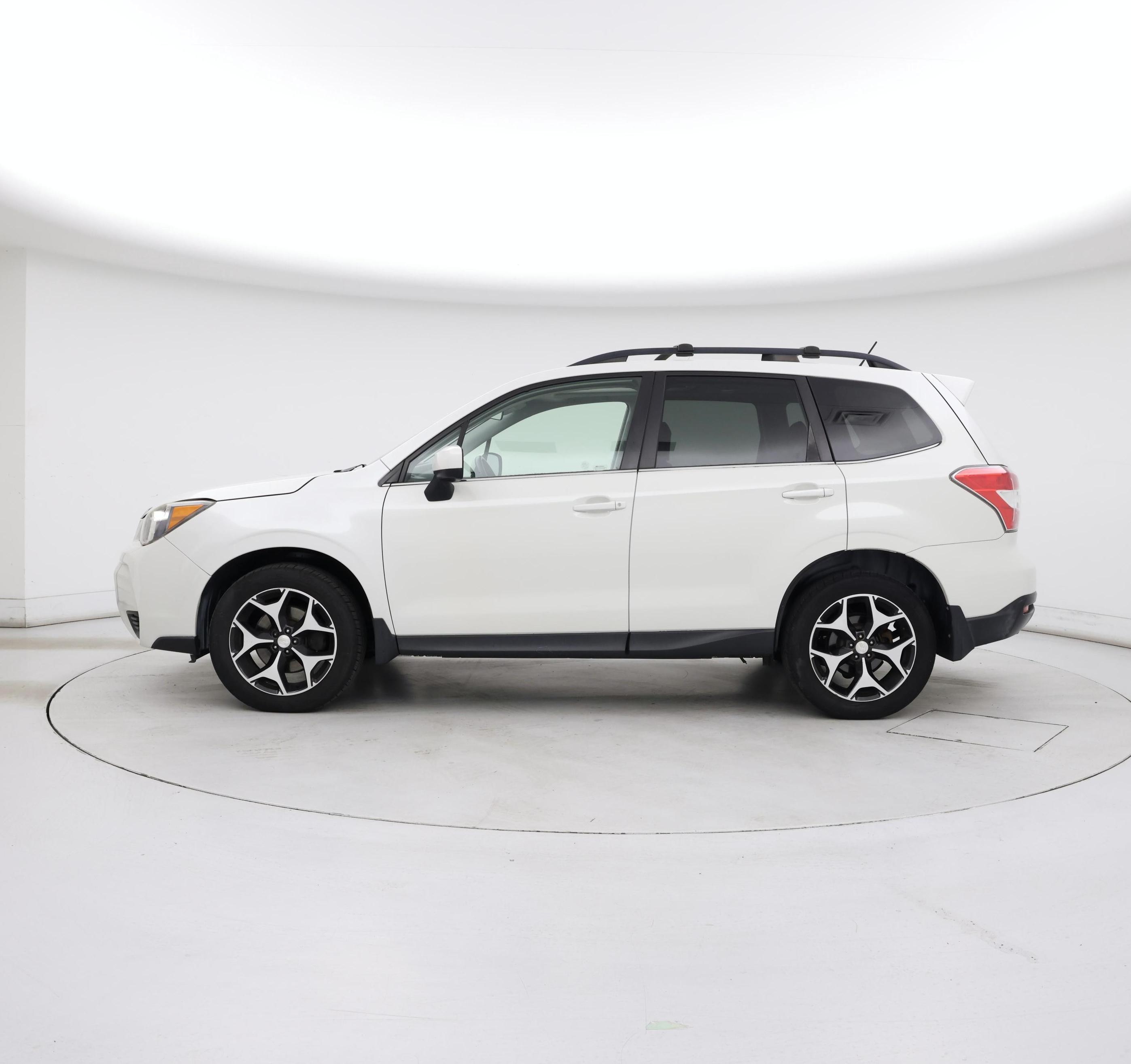 Thumbnail: 2015 Subaru Forester - 3