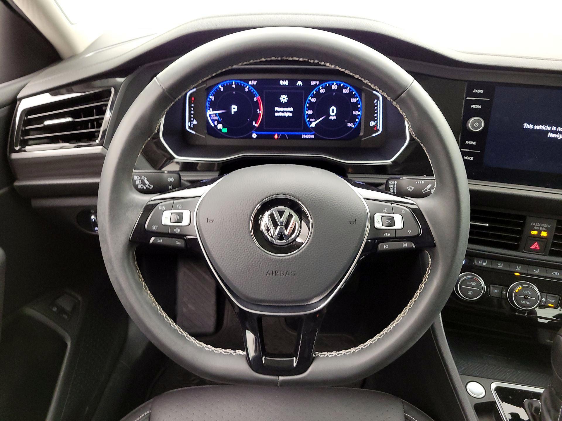 Thumbnail: 2021 Volkswagen Jetta - 10