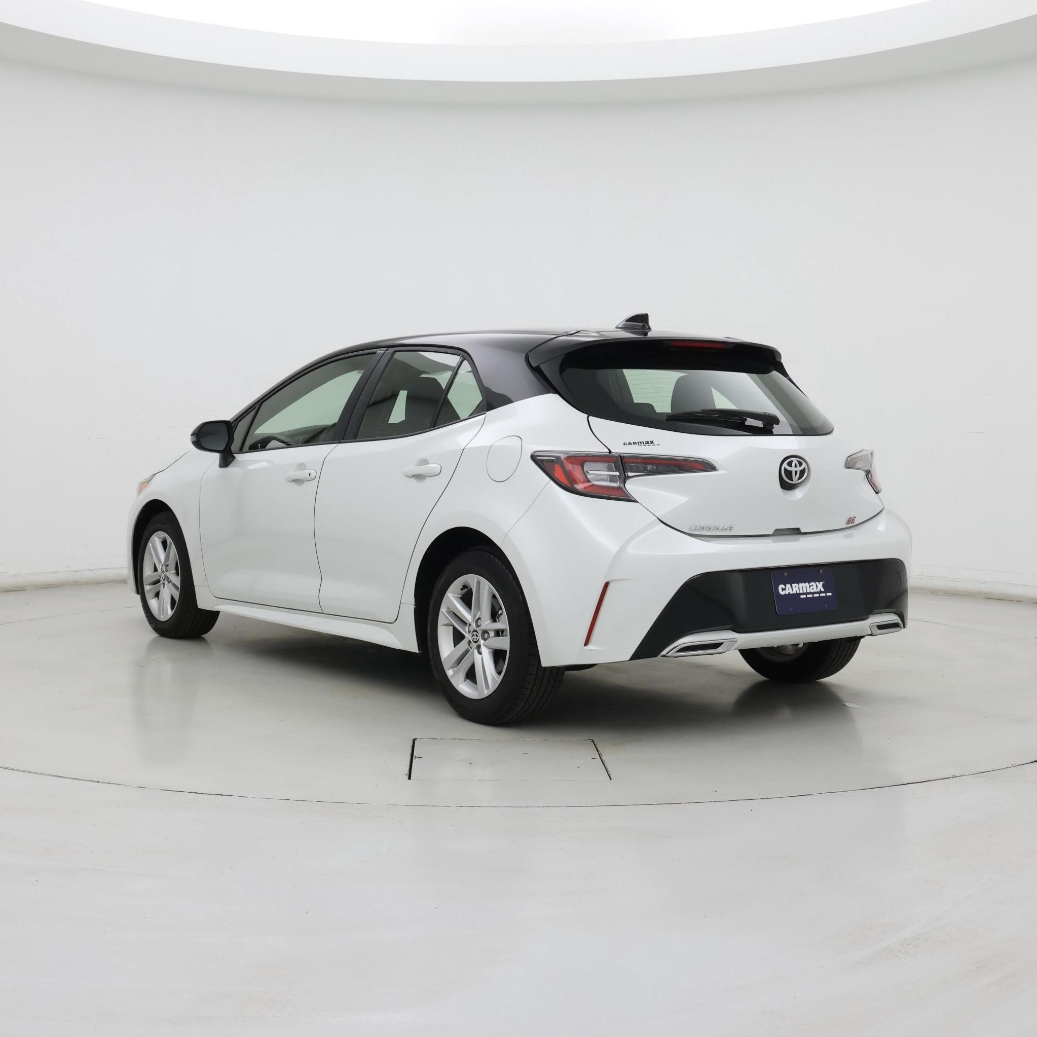 Thumbnail: 2021 Toyota Corolla - 2