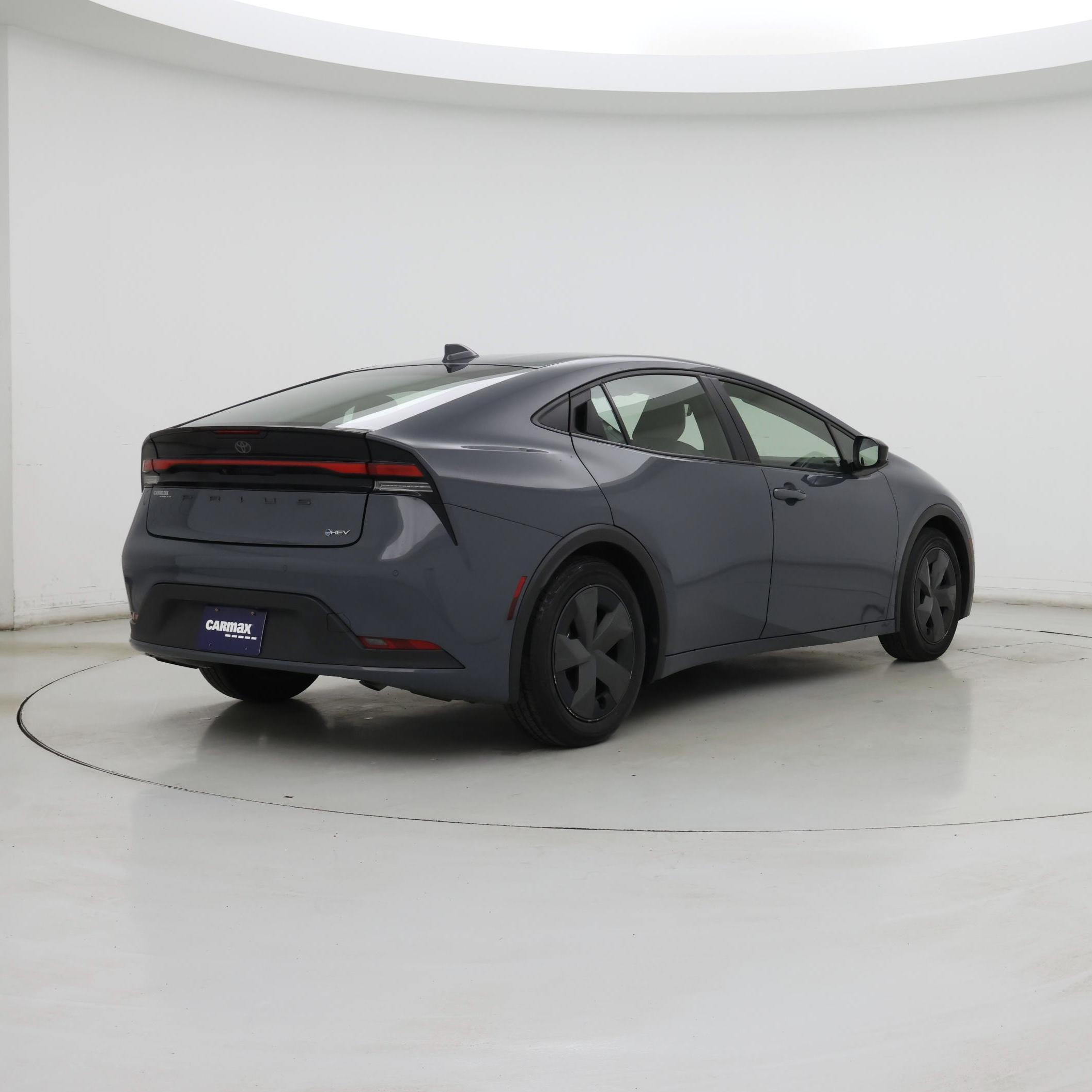 Thumbnail: 2023 Toyota Prius - 8