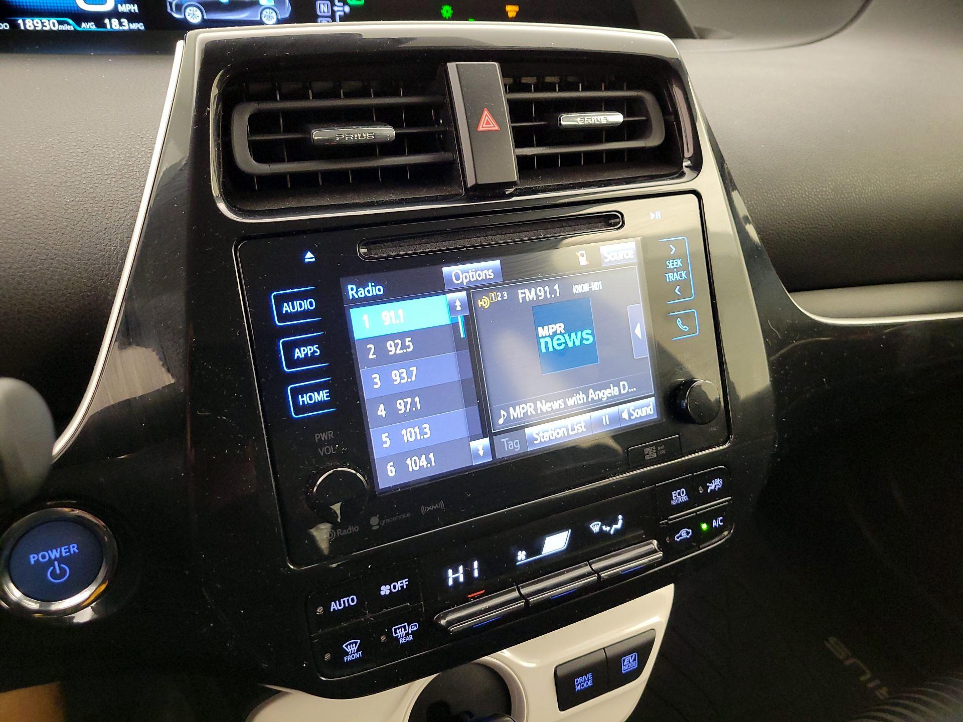 Thumbnail: 2018 Toyota Prius - 16