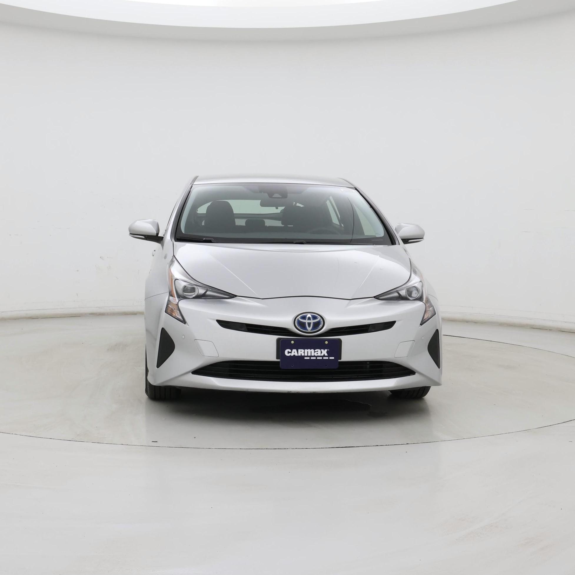 Thumbnail: 2018 Toyota Prius - 5