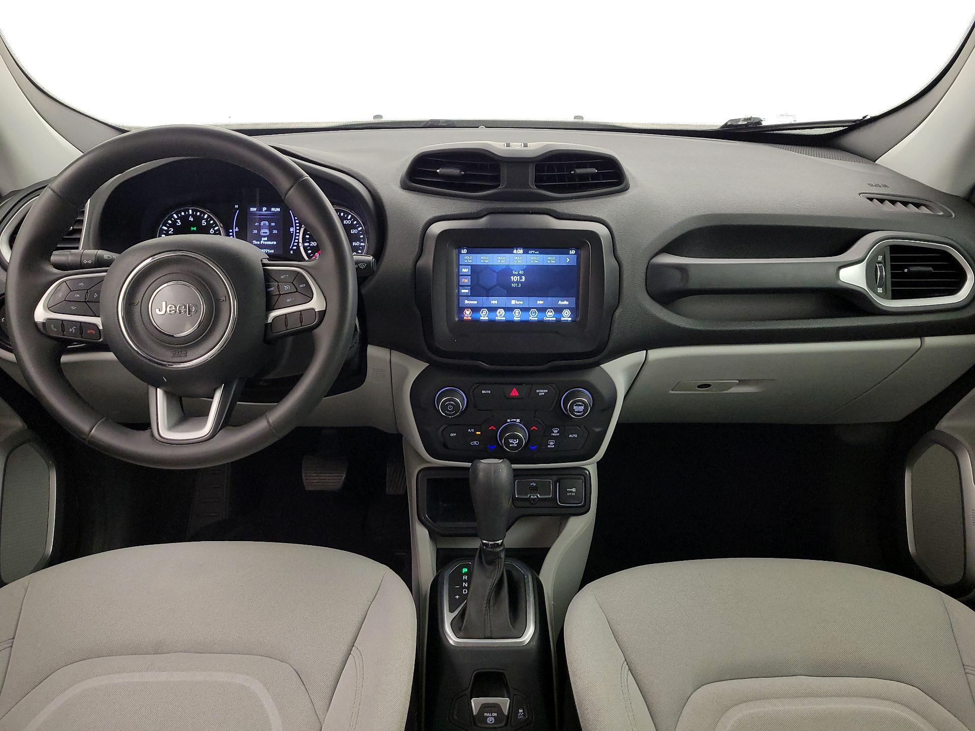 Thumbnail: 2018 Jeep Renegade - 9