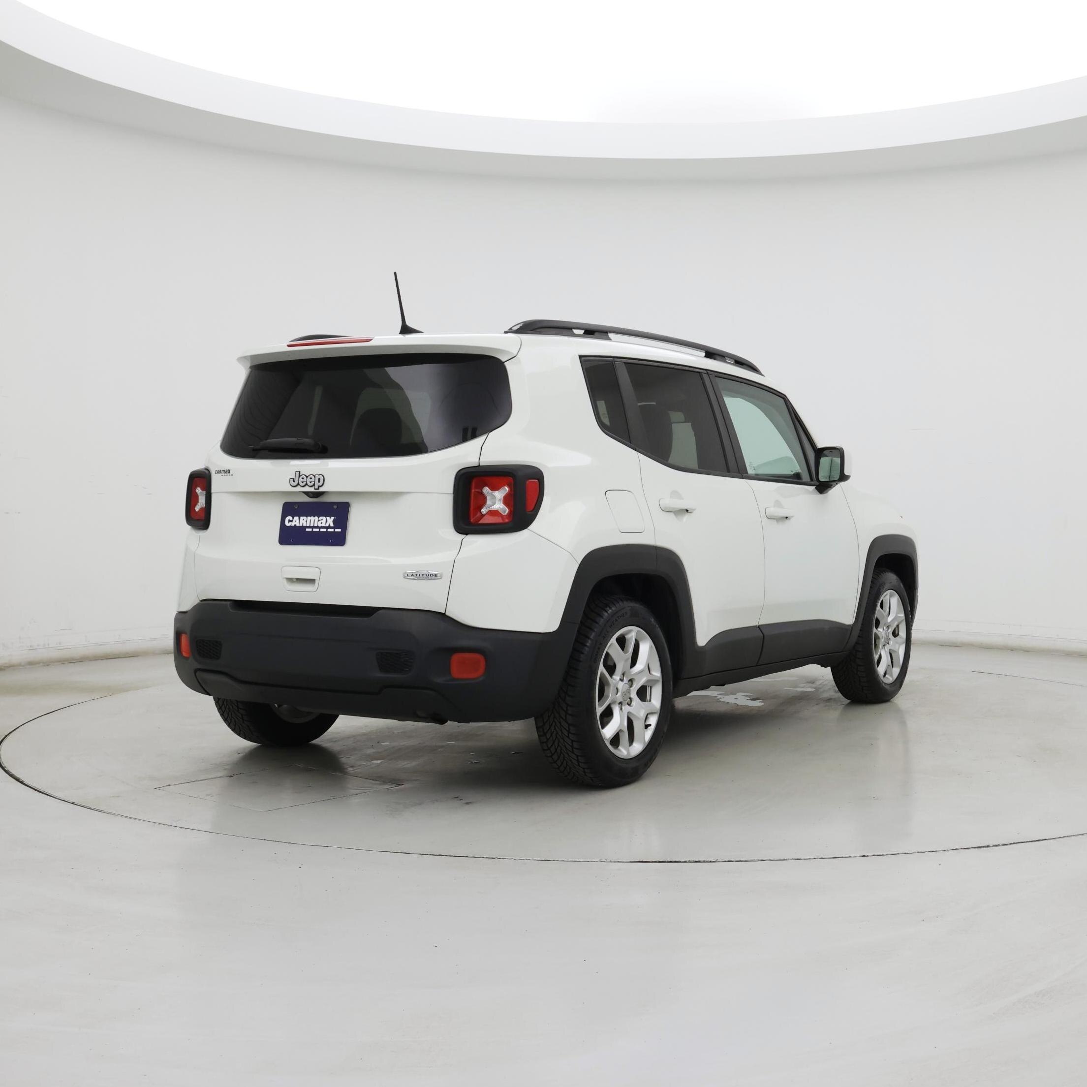 Thumbnail: 2018 Jeep Renegade - 8
