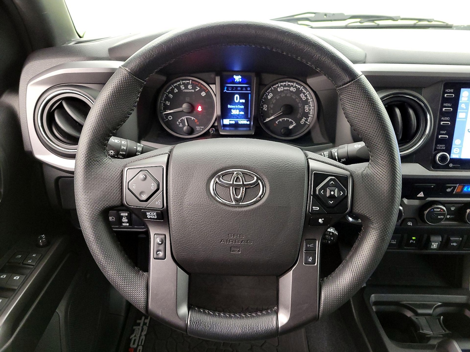2022 Toyota Tacoma TRD Pro - Photo 11