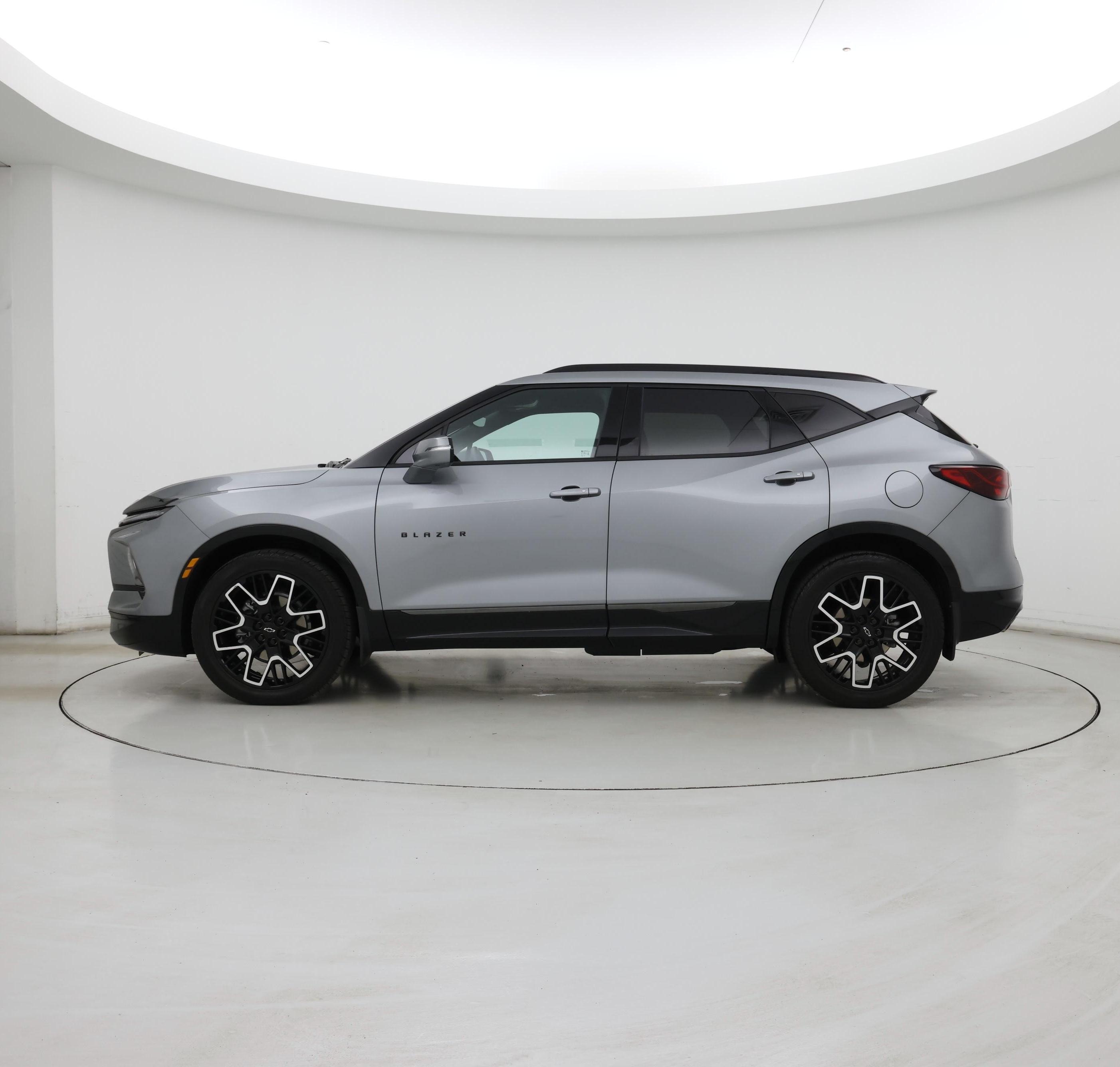 Thumbnail: 2025 Chevrolet Blazer - 3