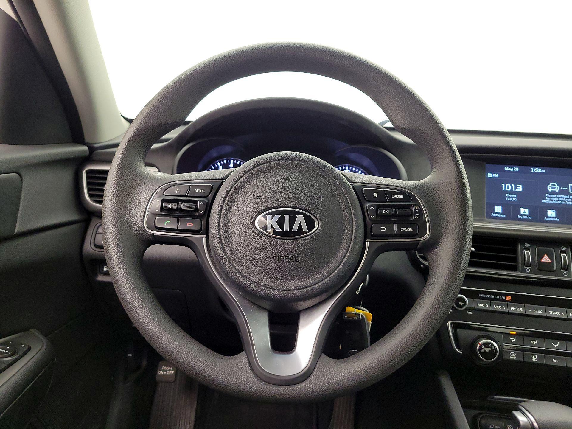 Thumbnail: 2018 Kia Optima - 10